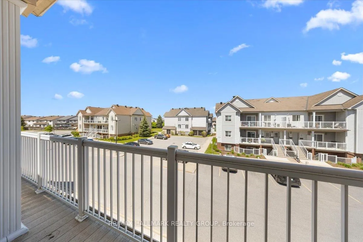 Photo 17 of Unit I, 102 Artesa Private, Ottawa, Kanata - Emerald Meadows/Trailwest — HOMEH