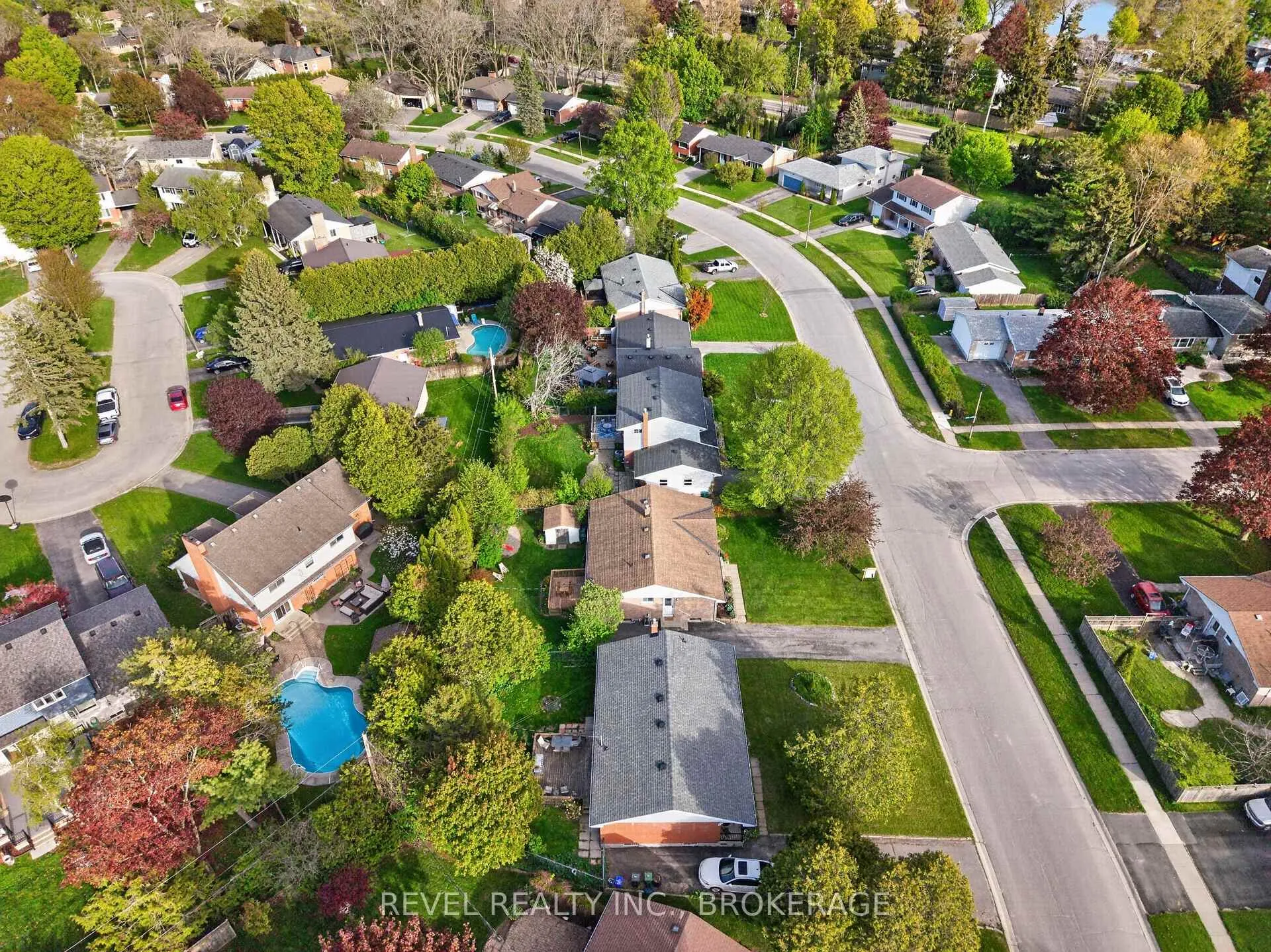Photo 46 of 136 Braemar Road, Kingston, City Southwest — HOMEH