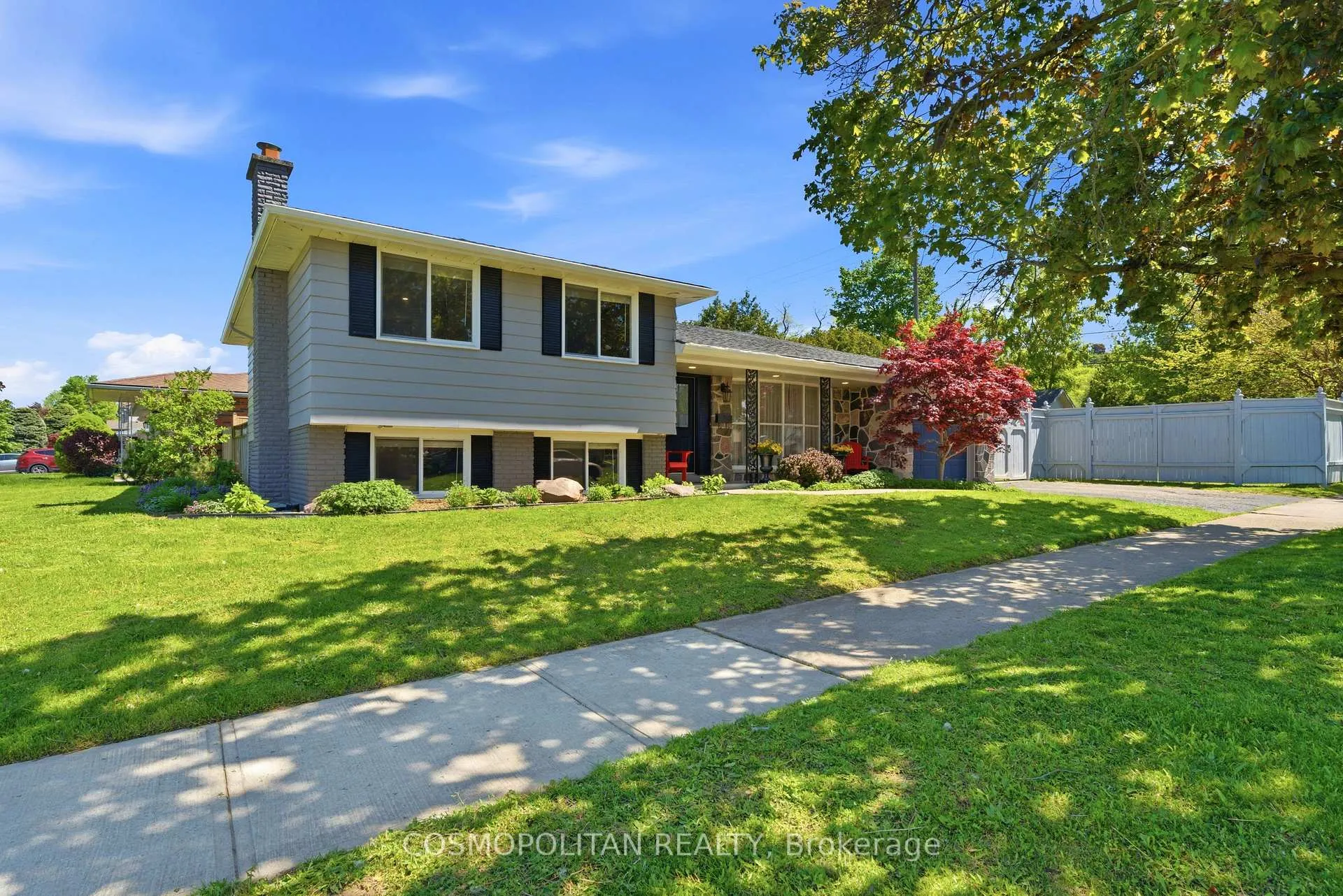 Photo 1 of 82 Stoney Brook Drive, Hamilton, Stoney Creek — HOMEH