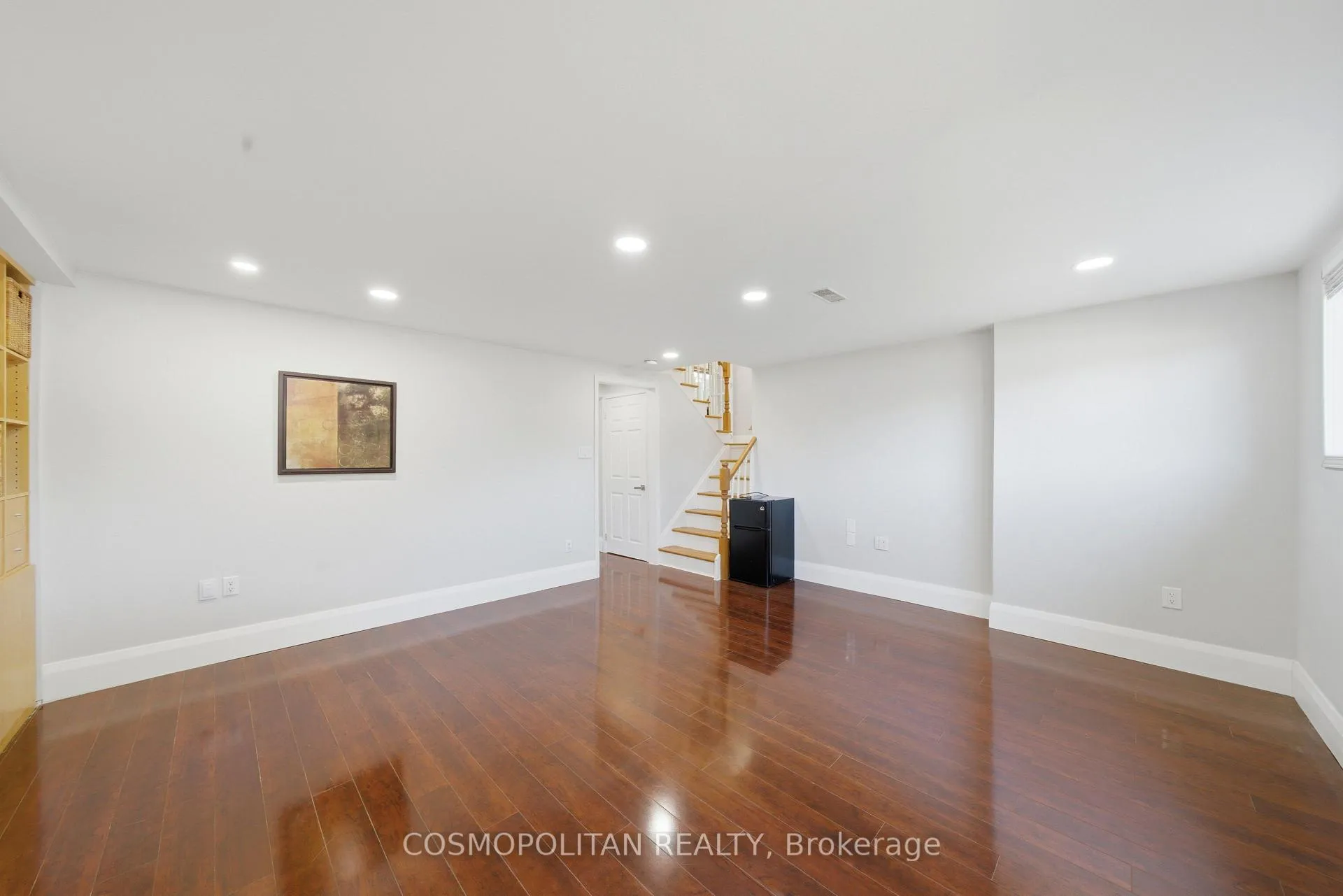 Photo 21 of 82 Stoney Brook Drive, Hamilton, Stoney Creek — HOMEH