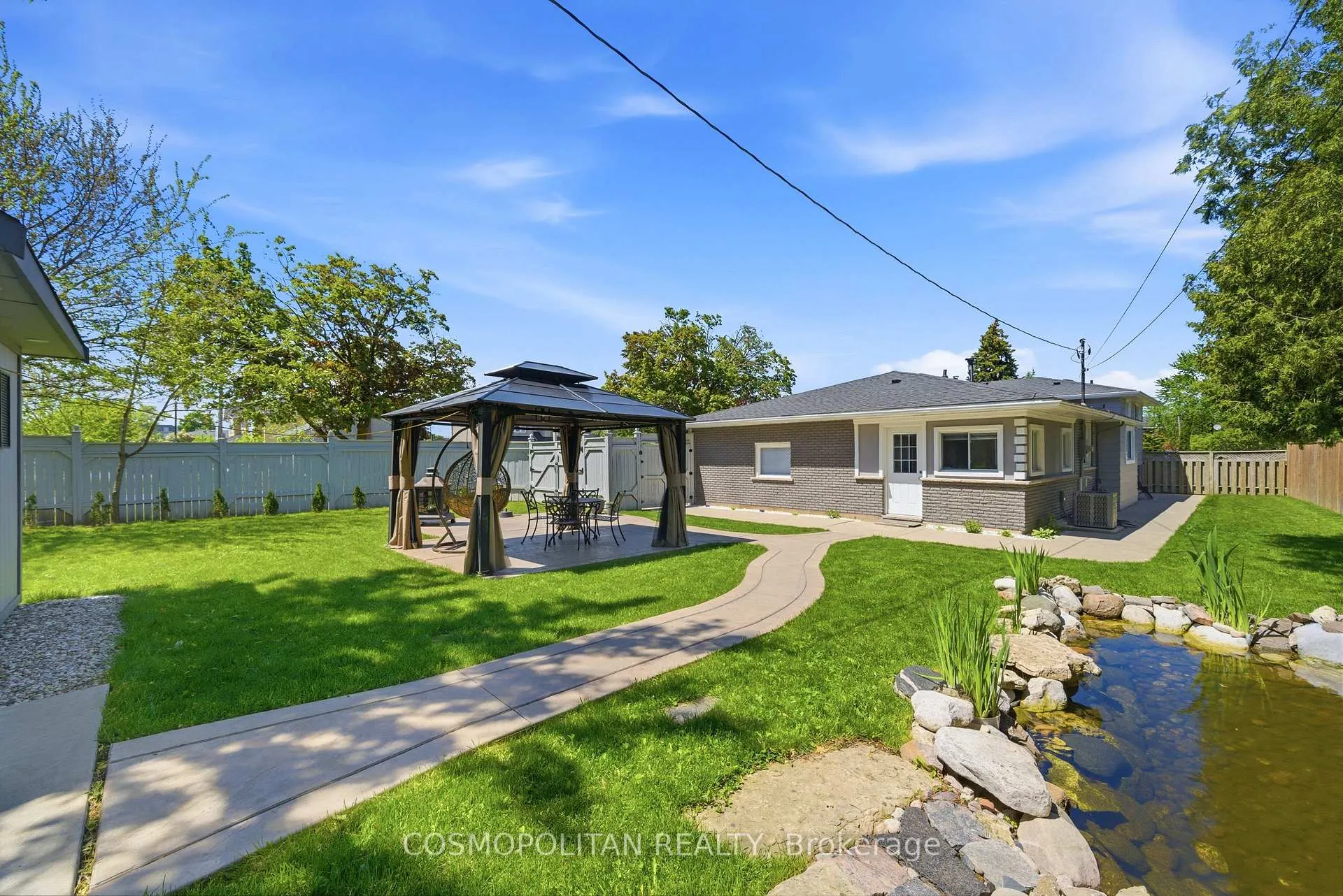 Photo 28 of 82 Stoney Brook Drive, Hamilton, Stoney Creek — HOMEH