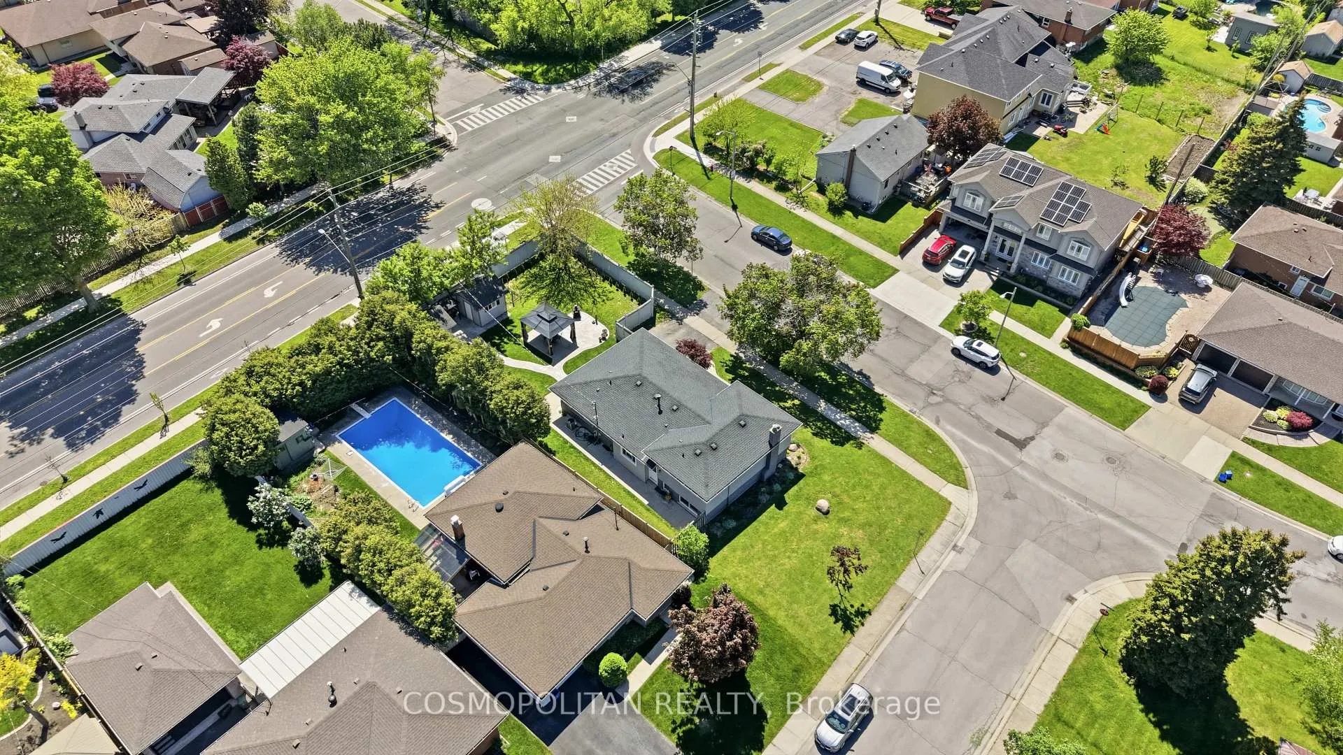 Photo 31 of 82 Stoney Brook Drive, Hamilton, Stoney Creek — HOMEH