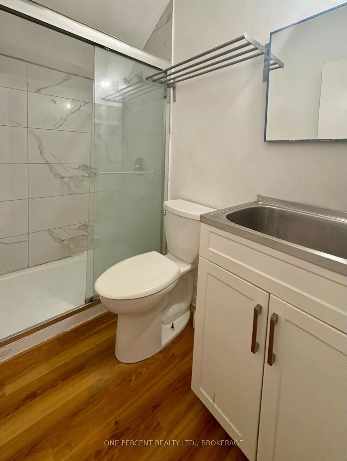 Photo 5 of Unit 3, 382 Earl Street, Kingston, Central City East — HOMEH