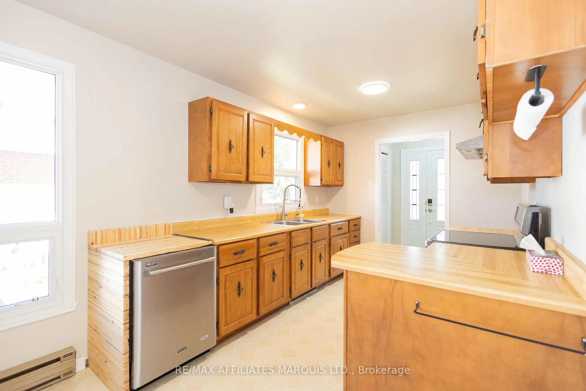 Photo 10 of 1849 Dewhurst Avenue, Cornwall — HOMEH