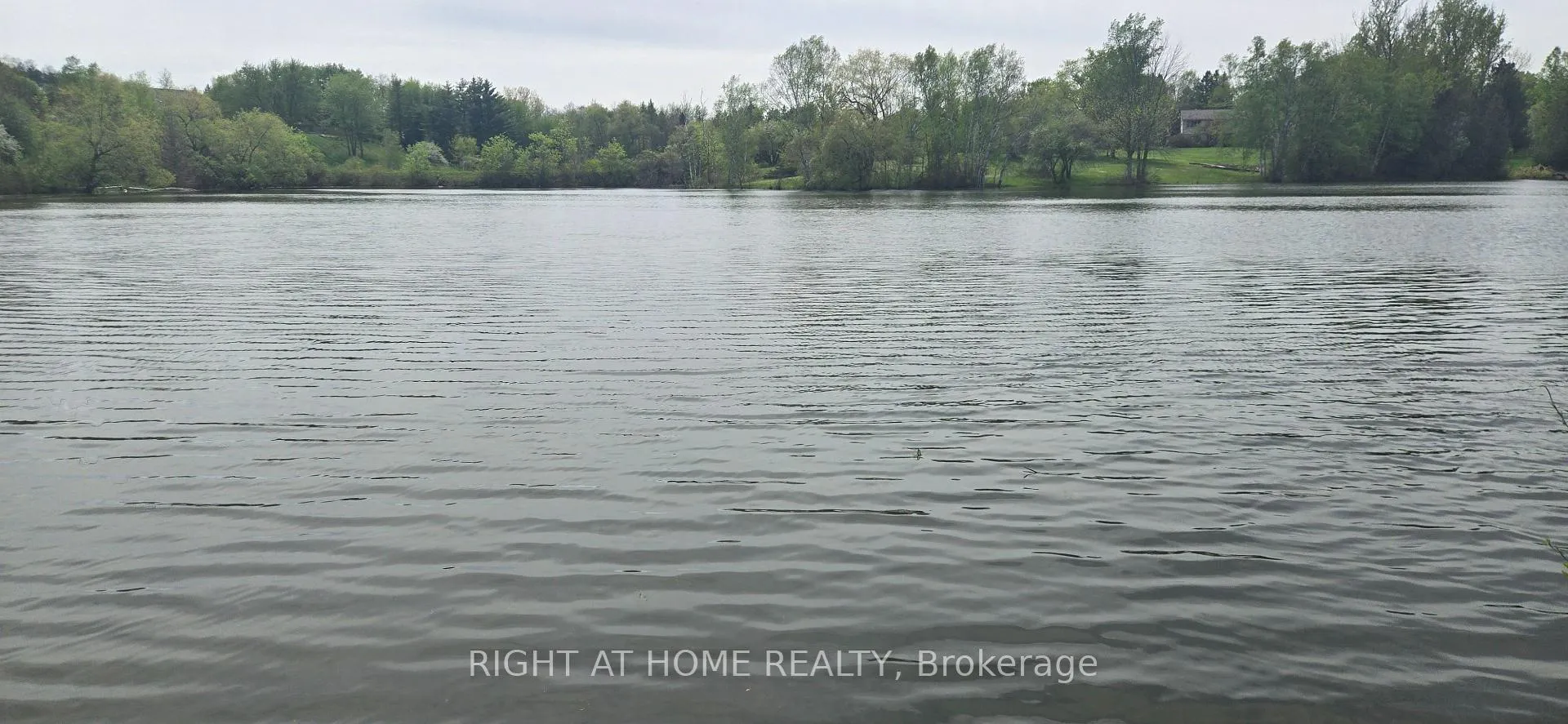 Photo 2 of 16140 Mount Hope Road, Caledon, Palgrave — HOMEH