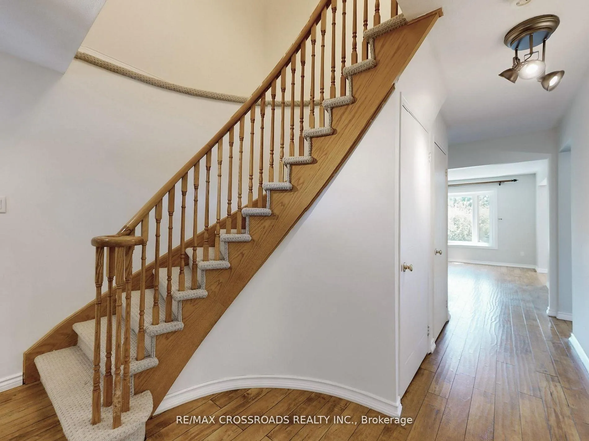 Photo 4 of 35 Forest Grove Drive, Whitby, Pringle Creek — HOMEH