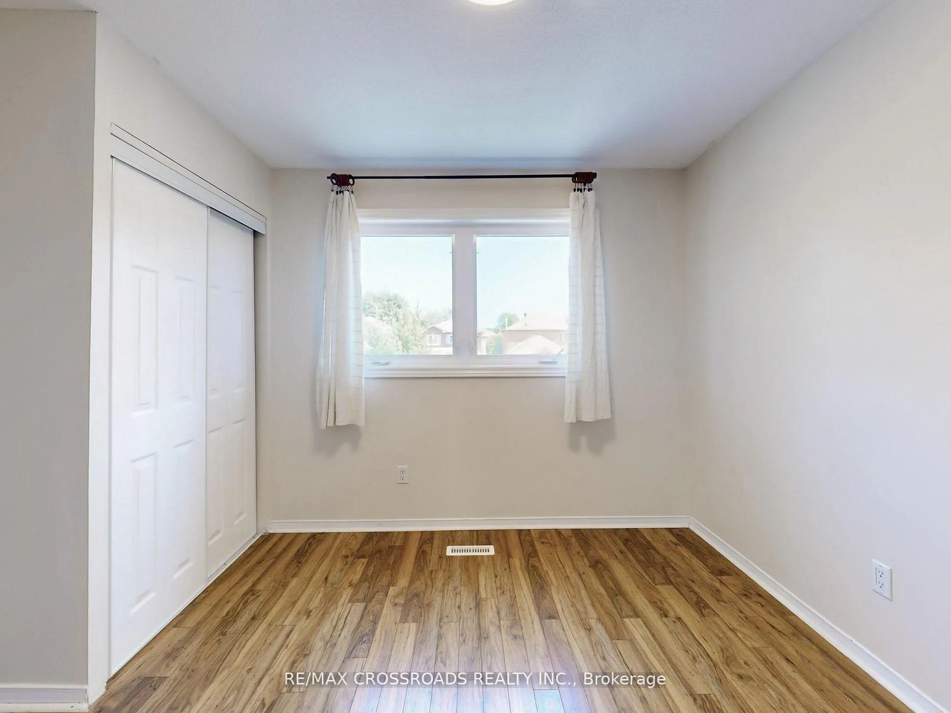 Photo 11 of 35 Forest Grove Drive, Whitby, Pringle Creek — HOMEH