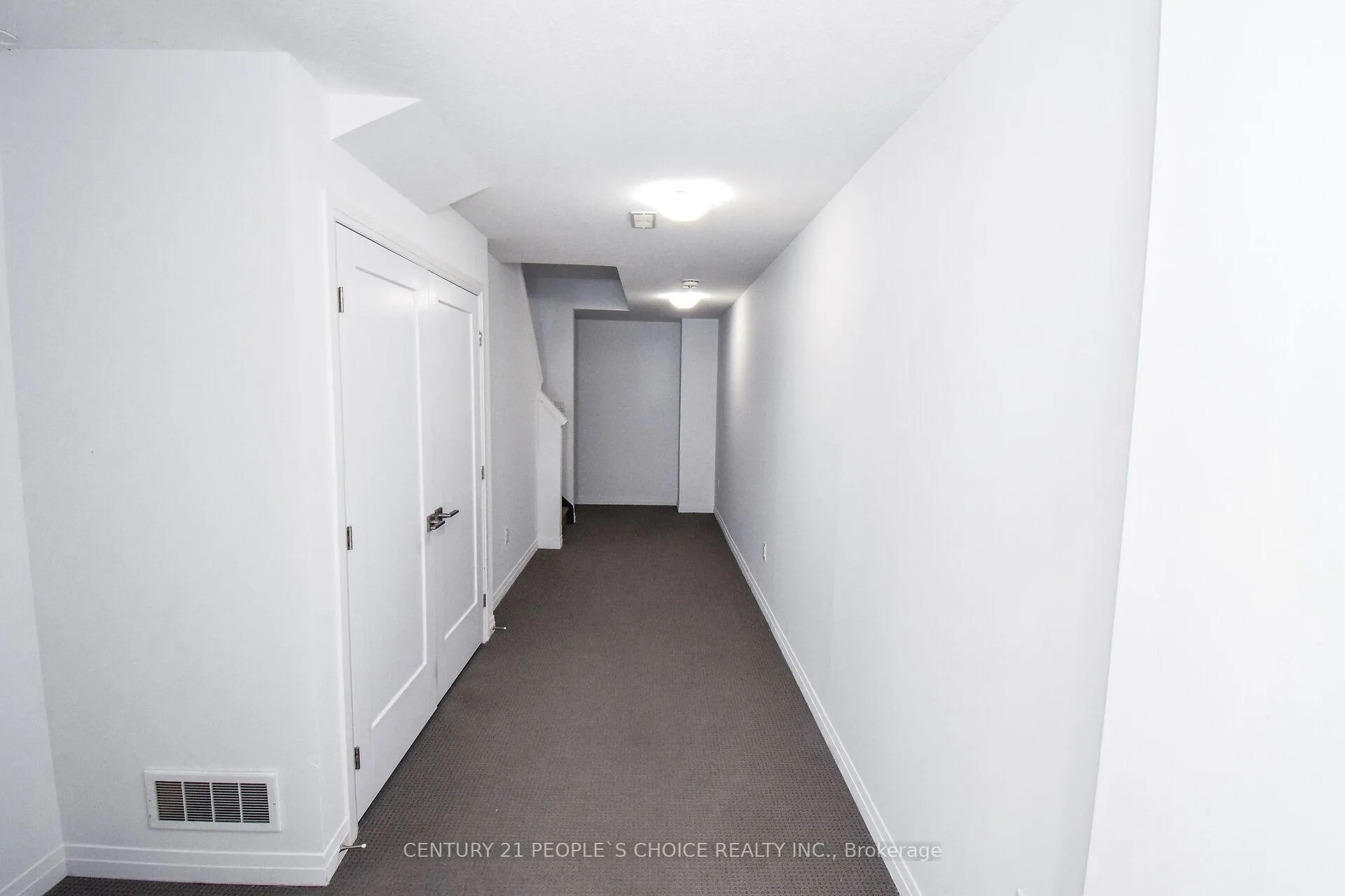 Photo 6 of 15 Hoffman Lane, Hamilton, Ancaster — HOMEH
