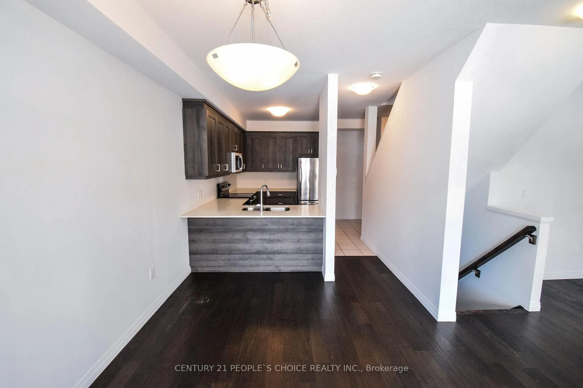 Photo 13 of 15 Hoffman Lane, Hamilton, Ancaster — HOMEH