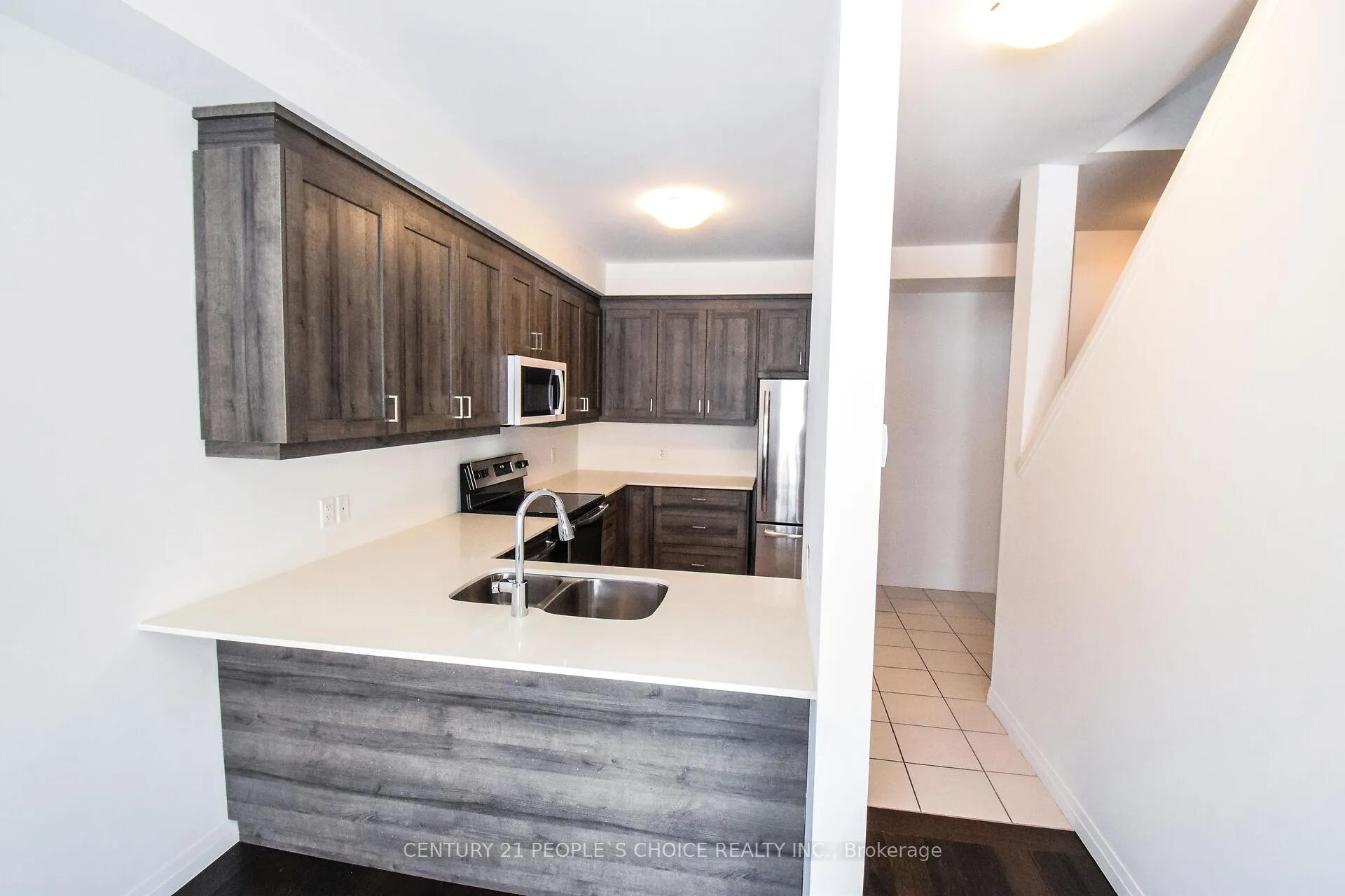 Photo 18 of 15 Hoffman Lane, Hamilton, Ancaster — HOMEH