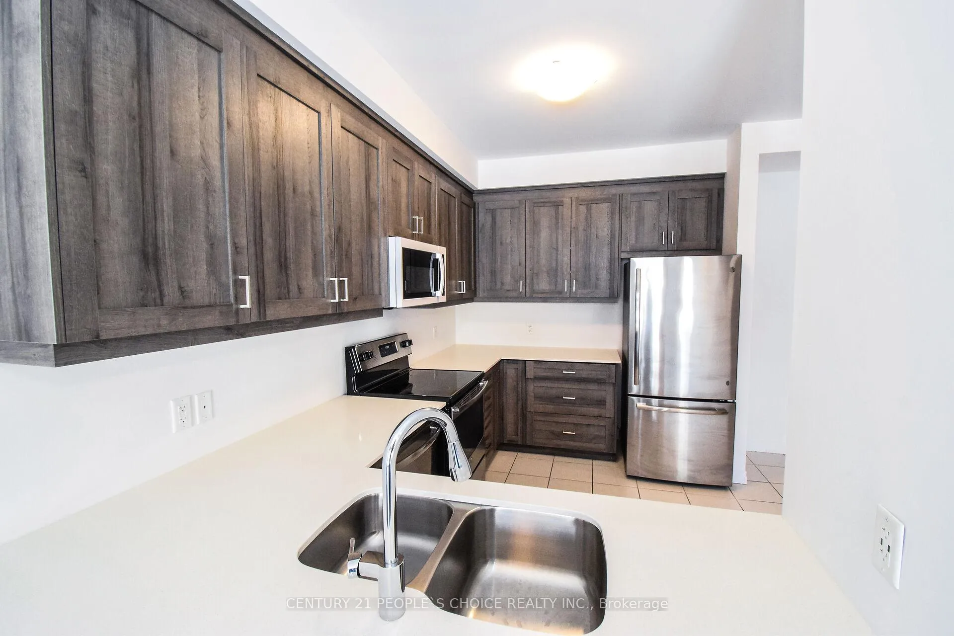 Photo 19 of 15 Hoffman Lane, Hamilton, Ancaster — HOMEH