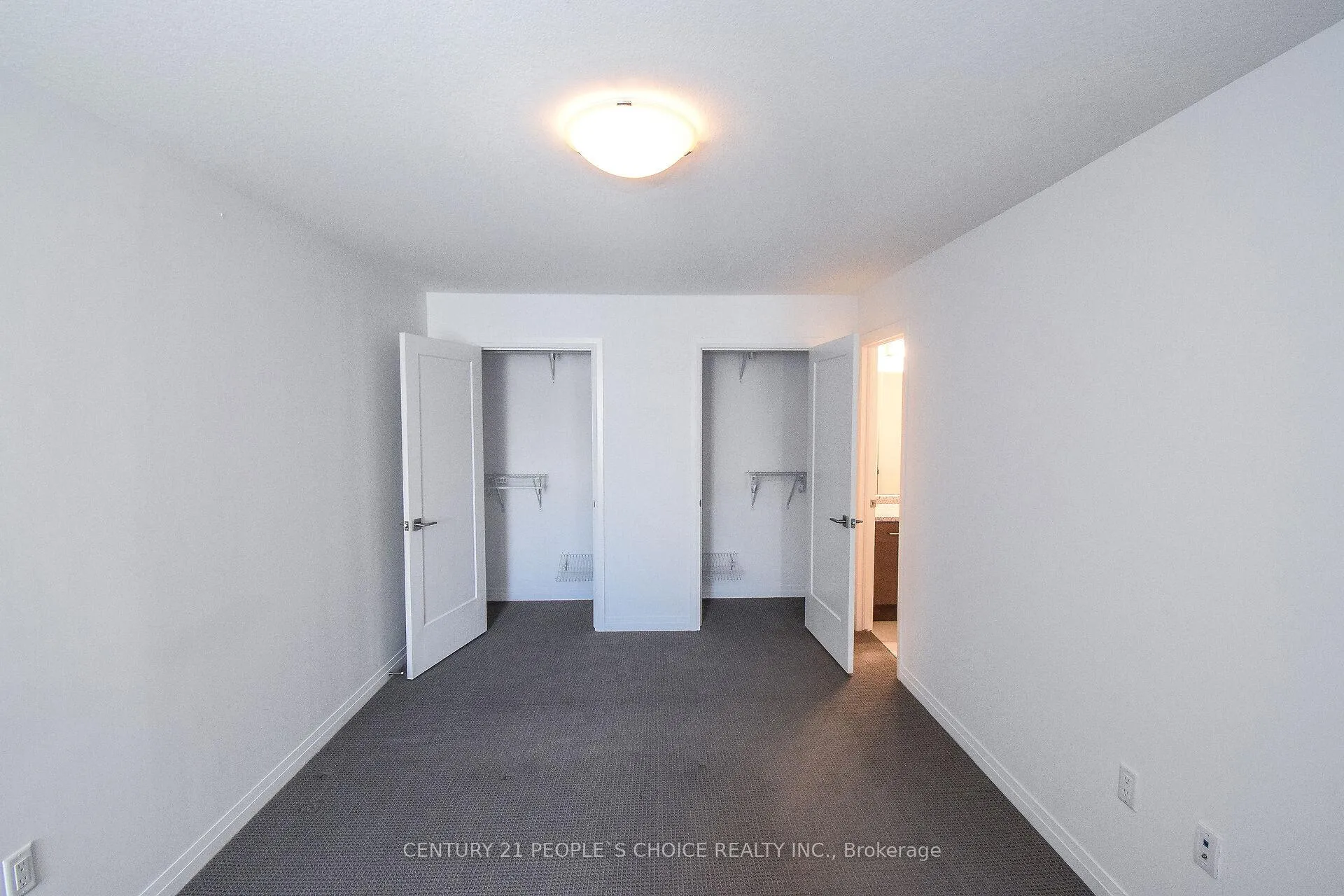 Photo 31 of 15 Hoffman Lane, Hamilton, Ancaster — HOMEH