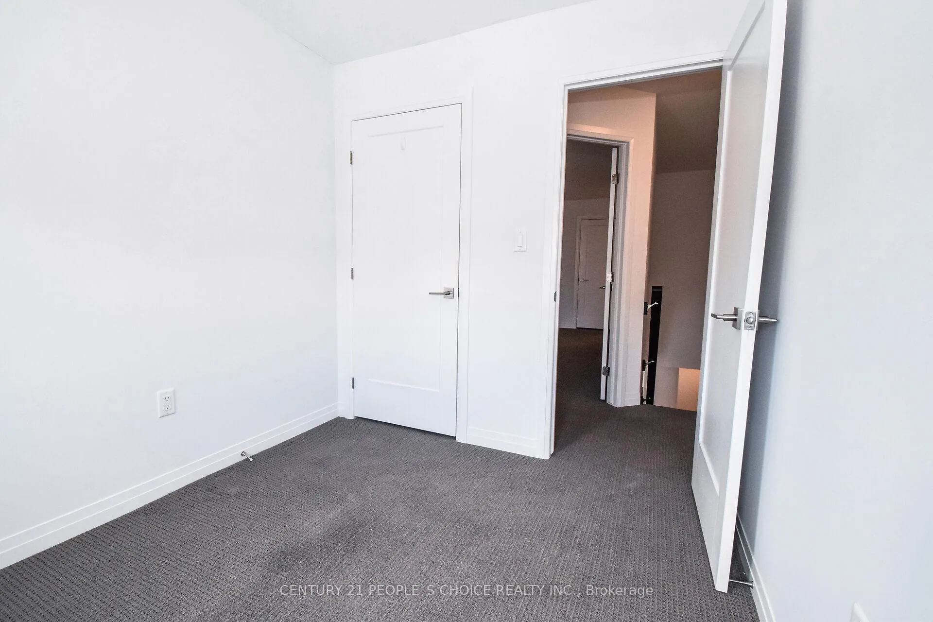 Photo 39 of 15 Hoffman Lane, Hamilton, Ancaster — HOMEH