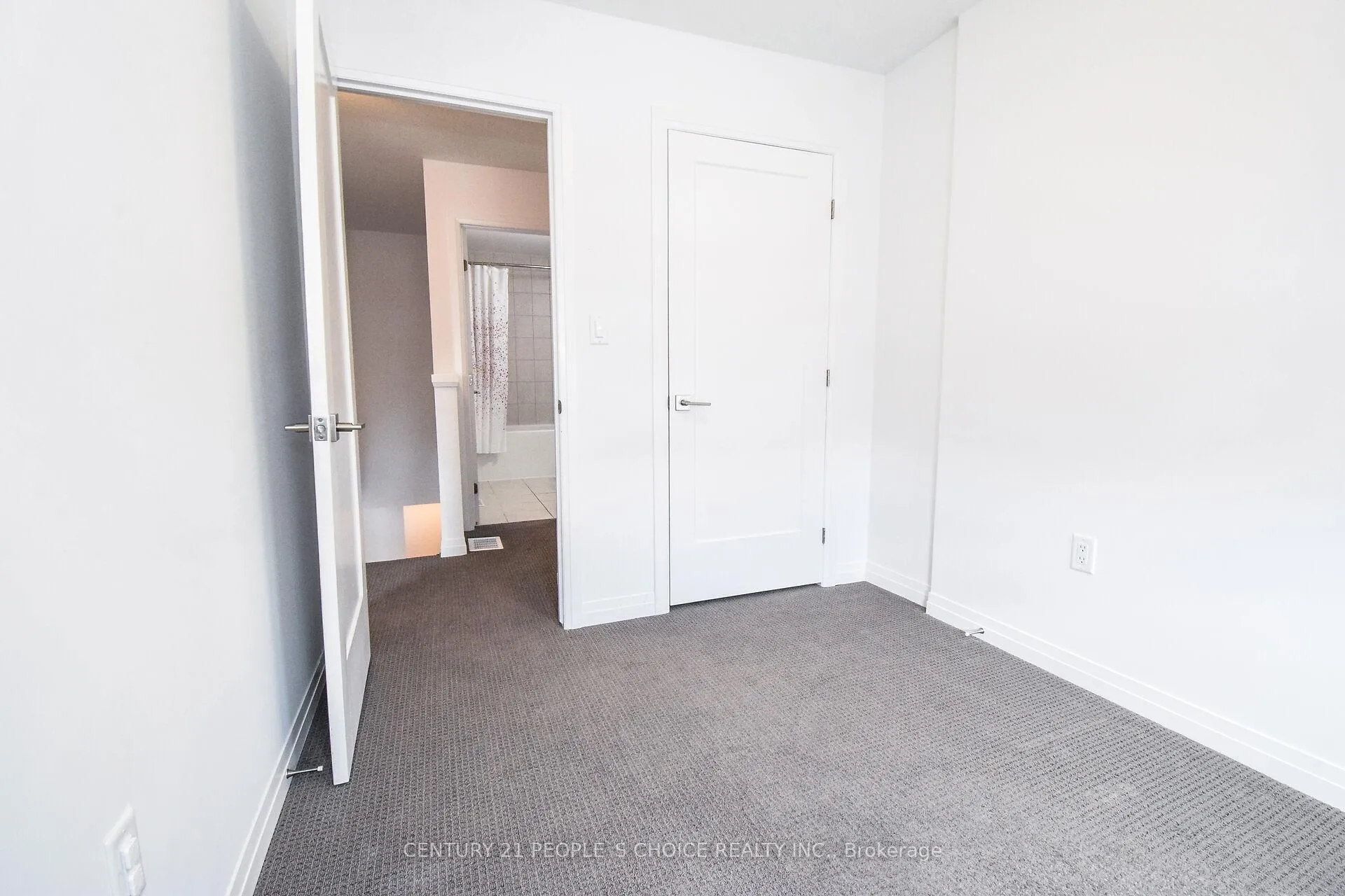 Photo 46 of 15 Hoffman Lane, Hamilton, Ancaster — HOMEH