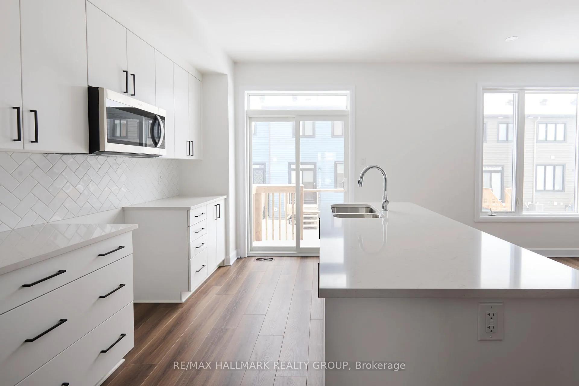 Photo 20 of 578 Roundhouse Crescent, Ottawa, Stittsville (South) — HOMEH