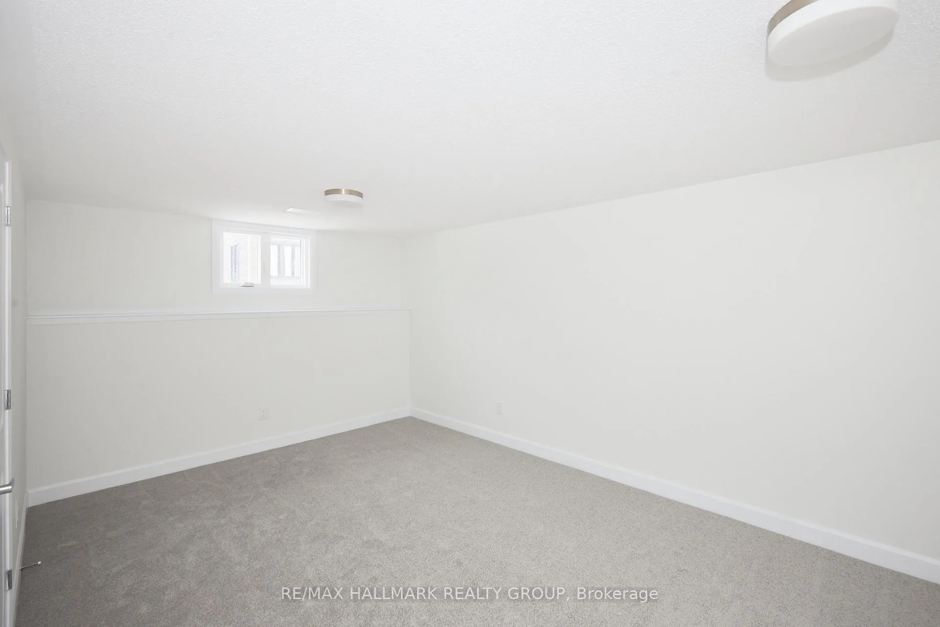 Photo 21 of 578 Roundhouse Crescent, Ottawa, Stittsville (South) — HOMEH