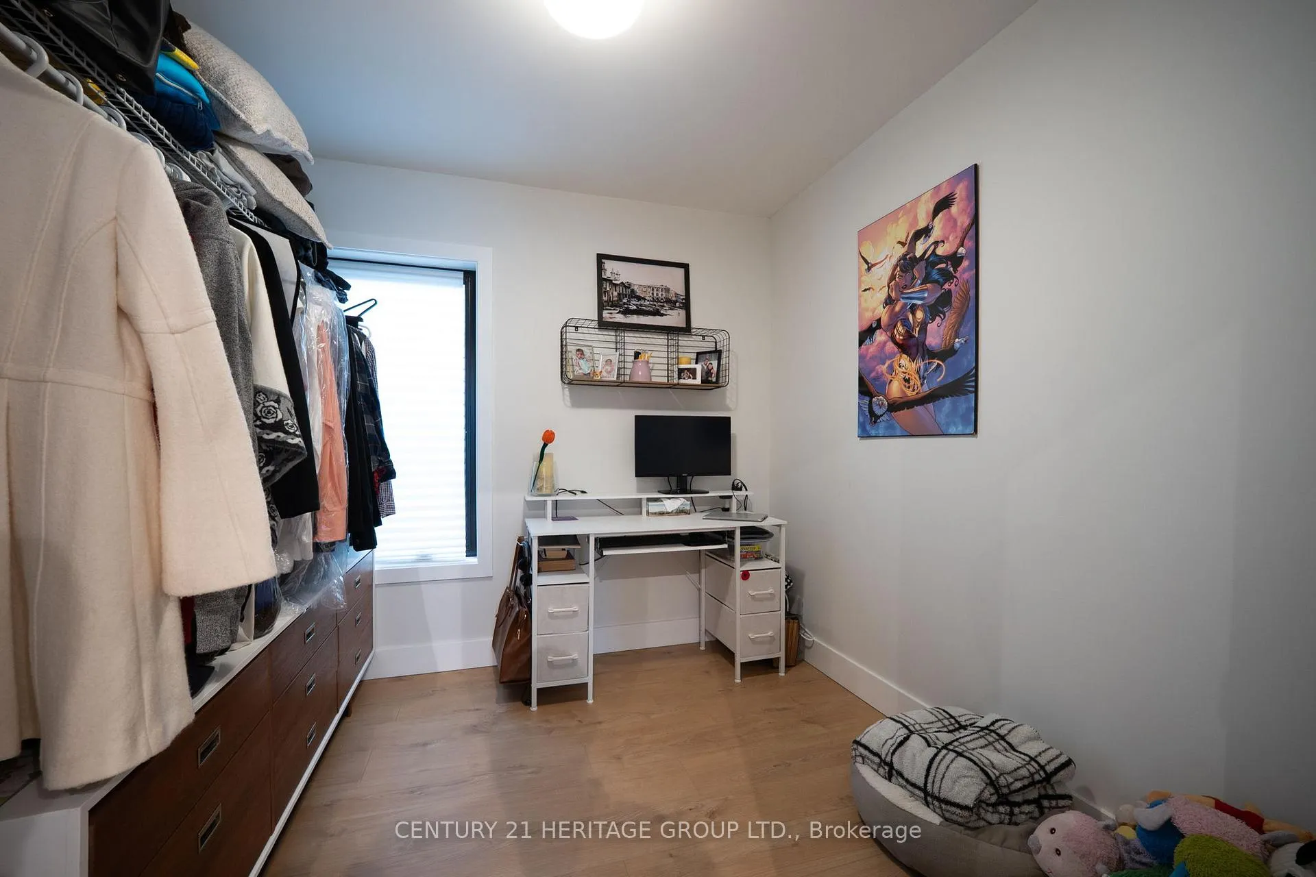 Photo 21 of 236 Macaulay Street E, Hamilton, North End — HOMEH