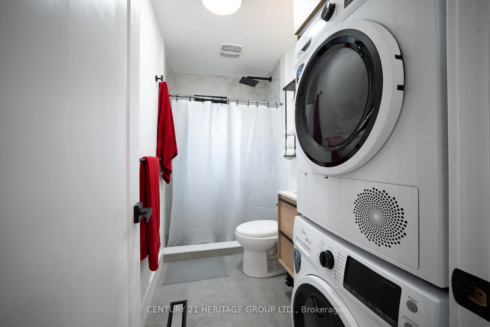 Photo 22 of 236 Macaulay Street E, Hamilton, North End — HOMEH