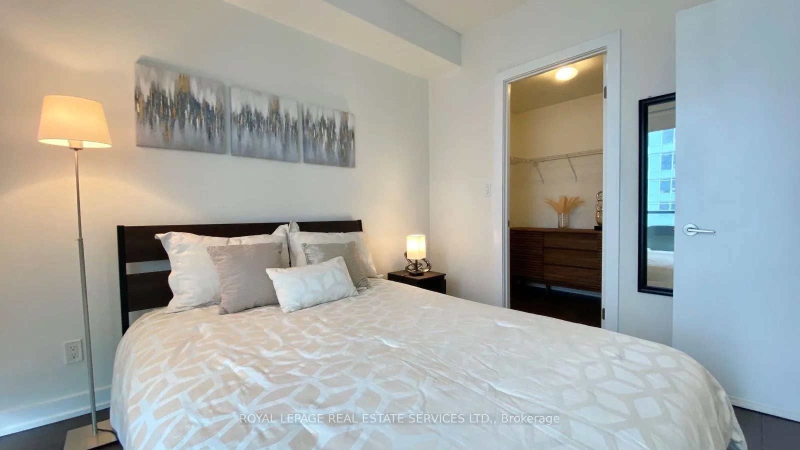 Photo 11 of Unit 2107, 20 Bruyeres Mews, Toronto, Niagara — HOMEH