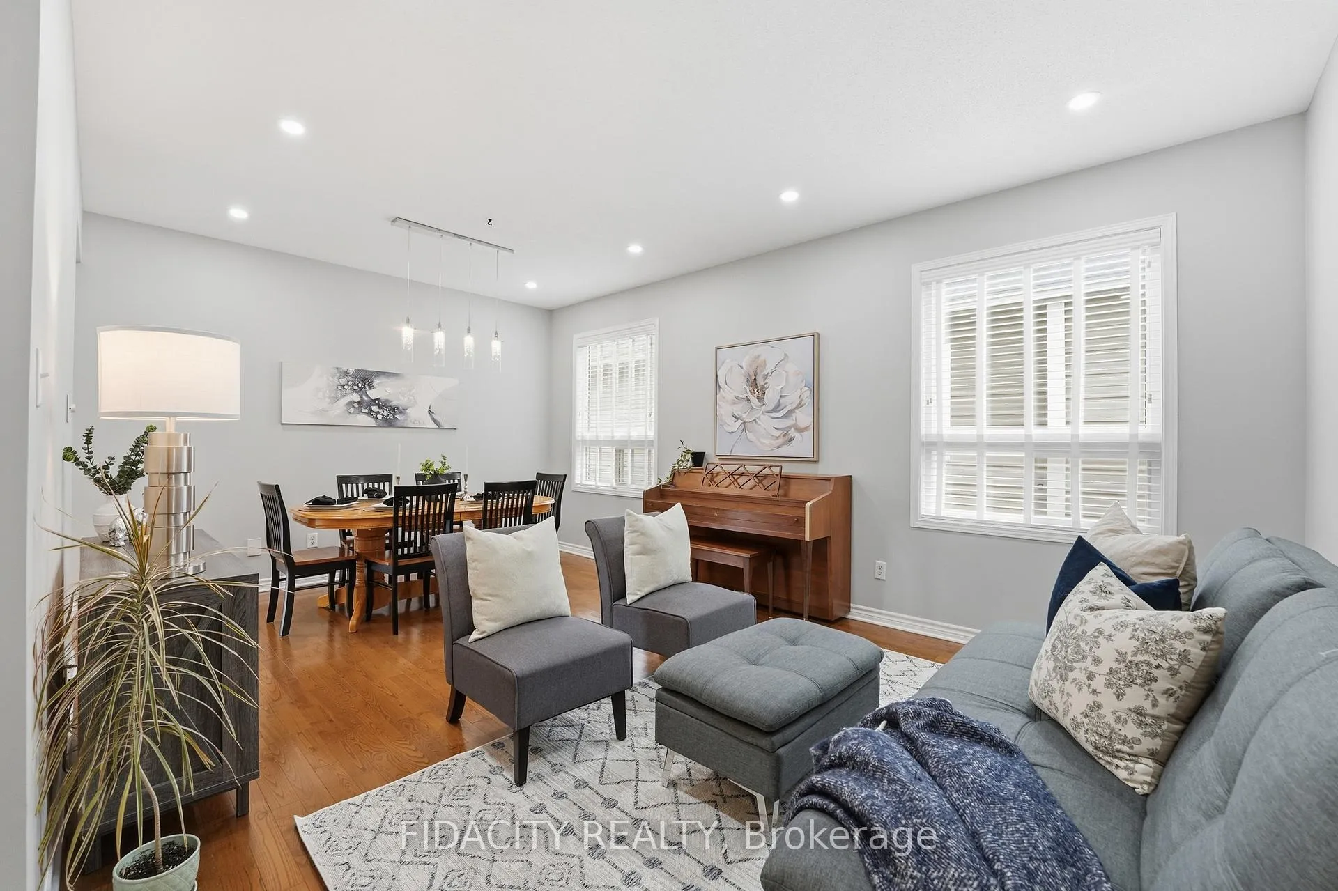 Photo 5 of 78 Black Bear Way, Ottawa, Stittsville (South) — HOMEH