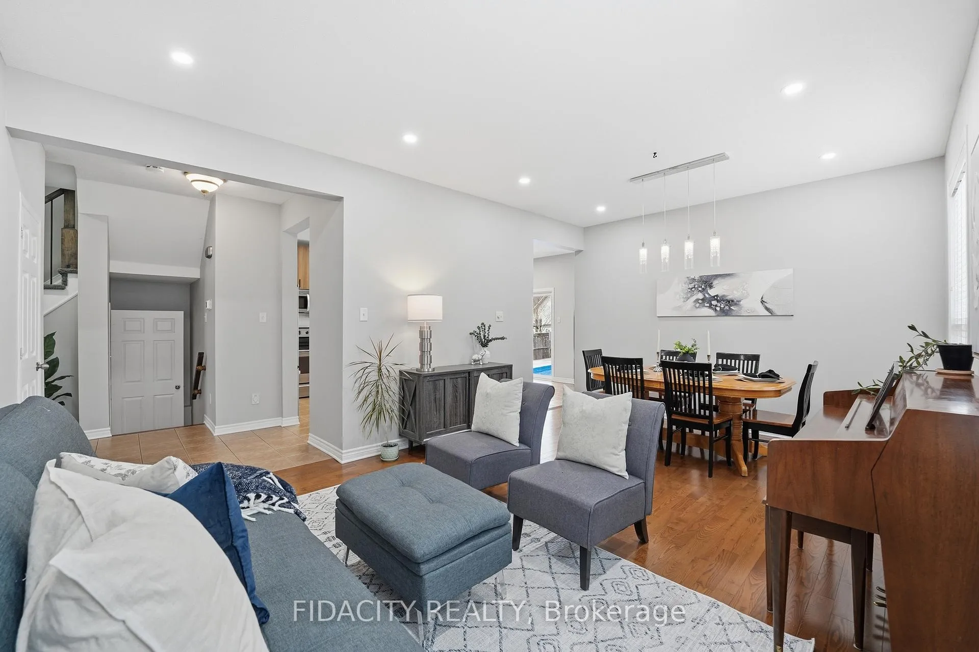 Photo 6 of 78 Black Bear Way, Ottawa, Stittsville (South) — HOMEH