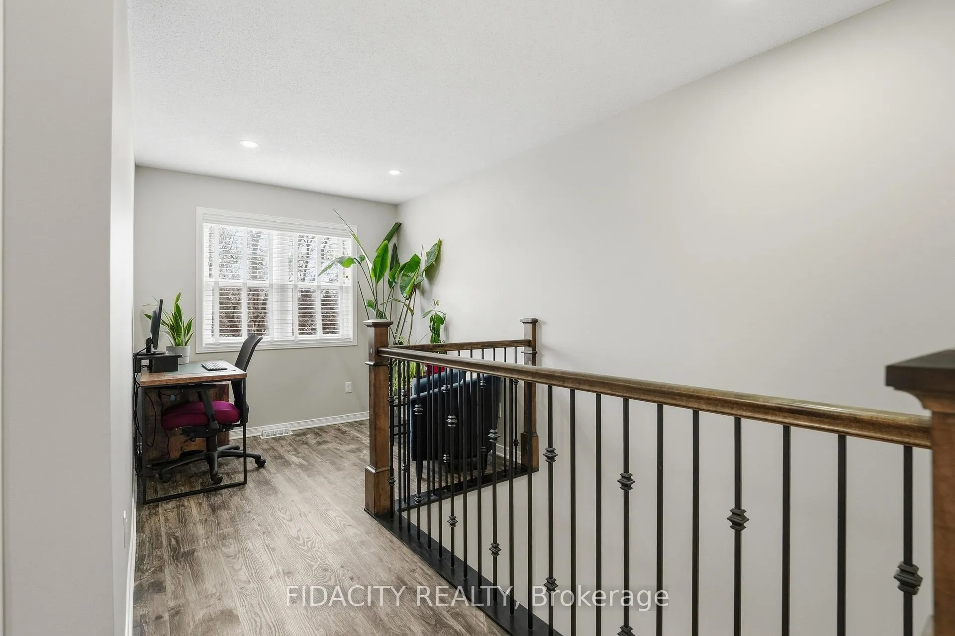 Photo 13 of 78 Black Bear Way, Ottawa, Stittsville (South) — HOMEH
