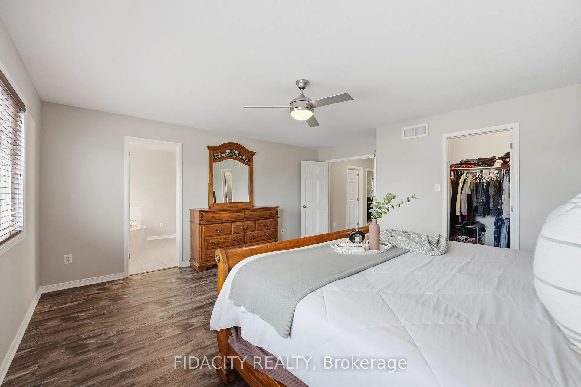Photo 17 of 78 Black Bear Way, Ottawa, Stittsville (South) — HOMEH