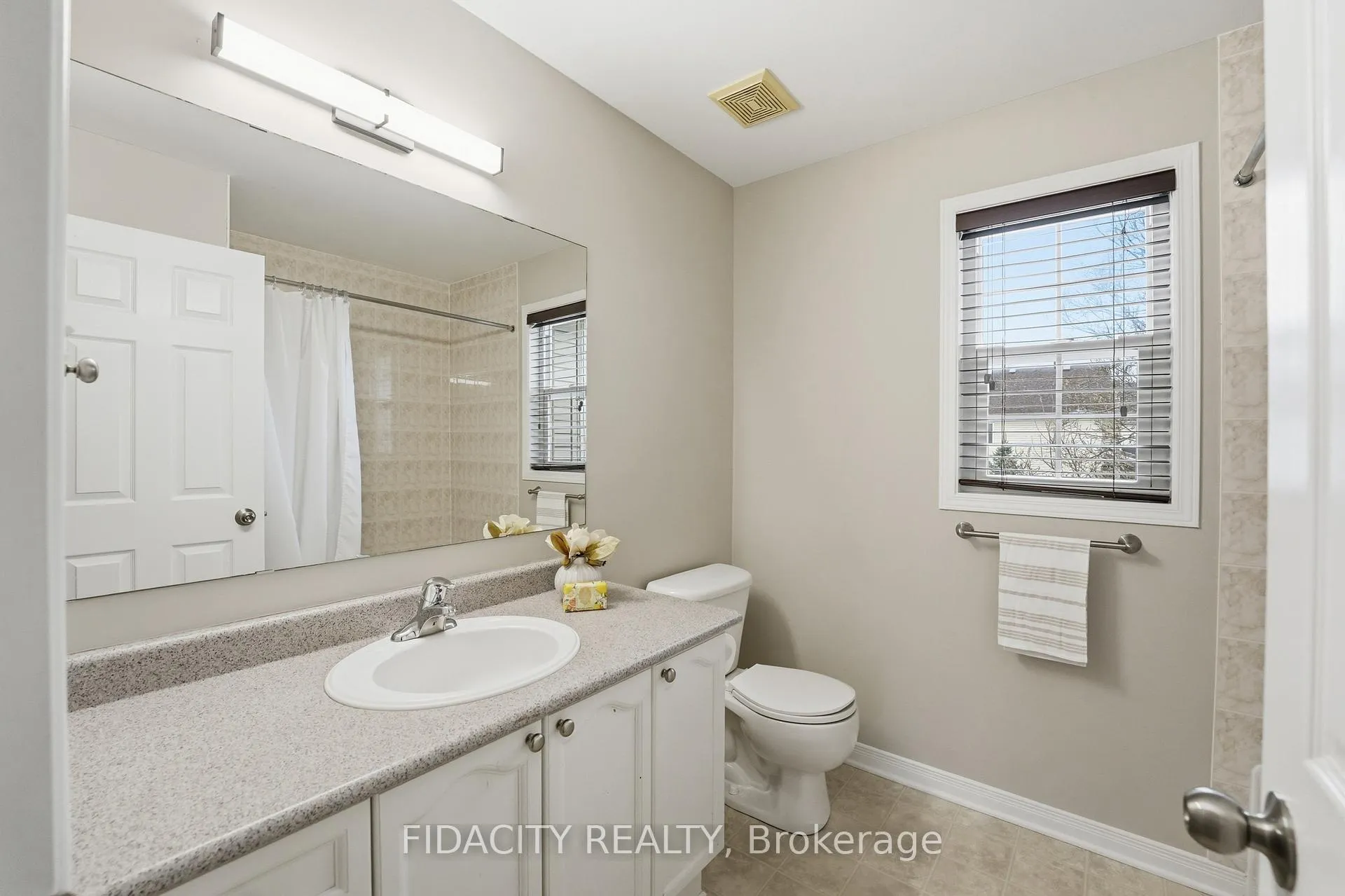 Photo 21 of 78 Black Bear Way, Ottawa, Stittsville (South) — HOMEH