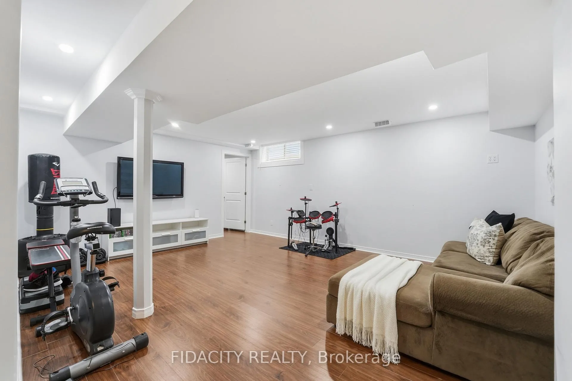 Photo 22 of 78 Black Bear Way, Ottawa, Stittsville (South) — HOMEH