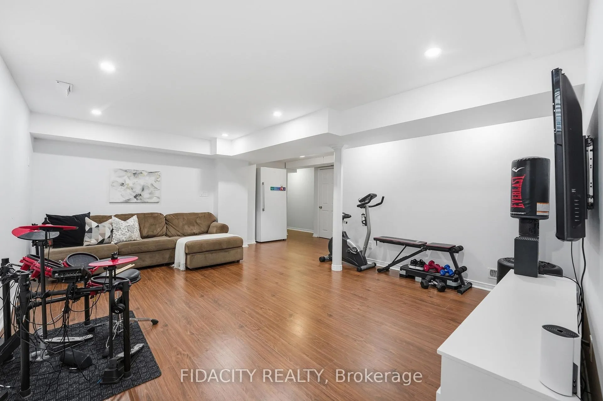 Photo 23 of 78 Black Bear Way, Ottawa, Stittsville (South) — HOMEH