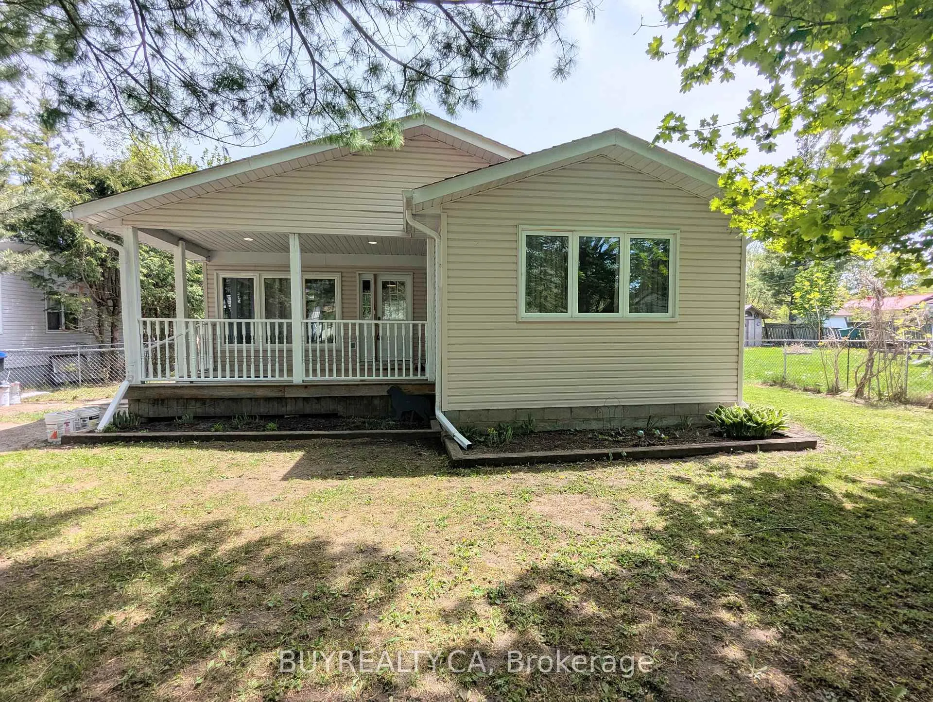 Photo 1 of 865 Blackwoods Avenue, Innisfil, Alcona — HOMEH