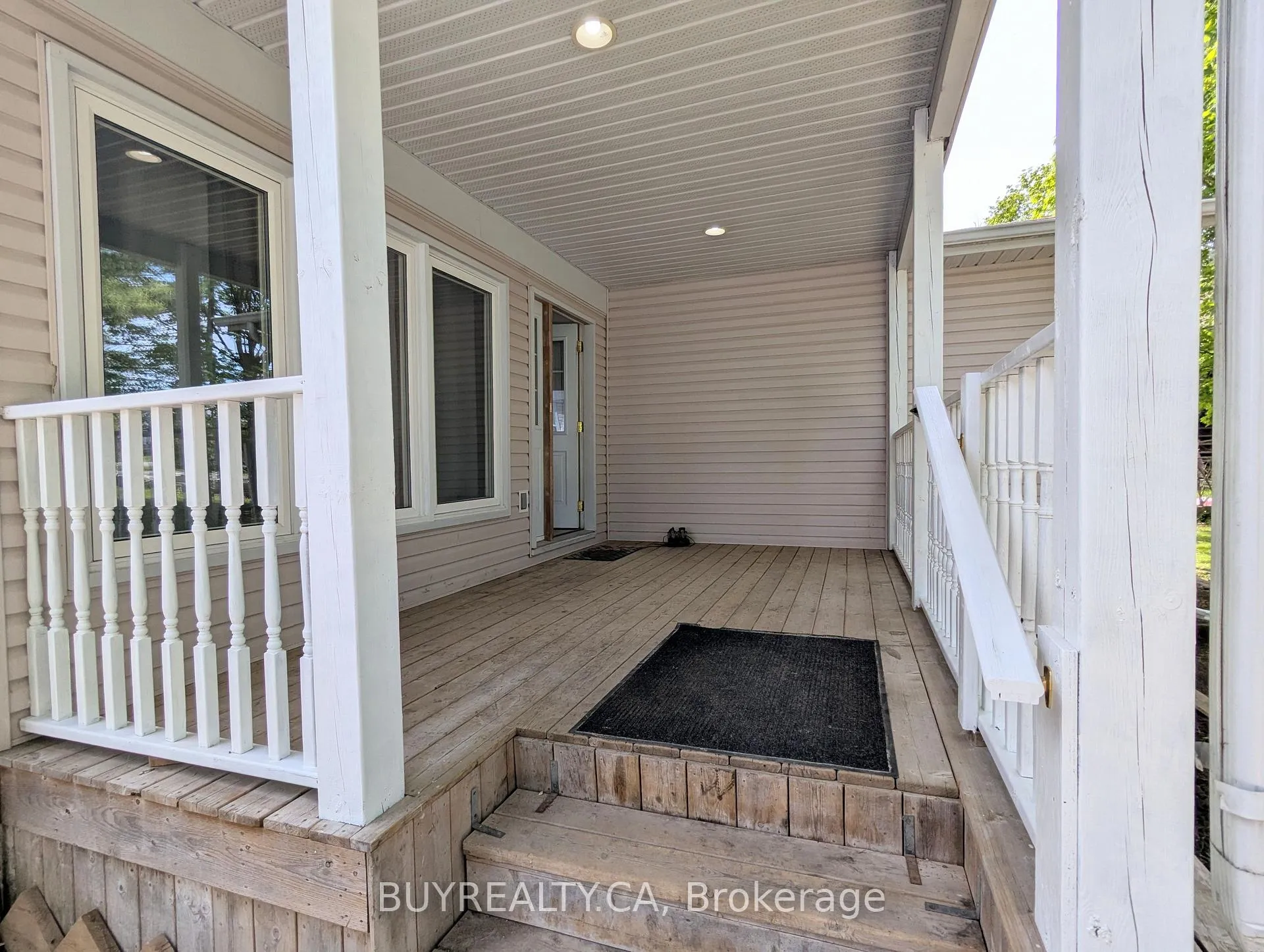 Photo 3 of 865 Blackwoods Avenue, Innisfil, Alcona — HOMEH
