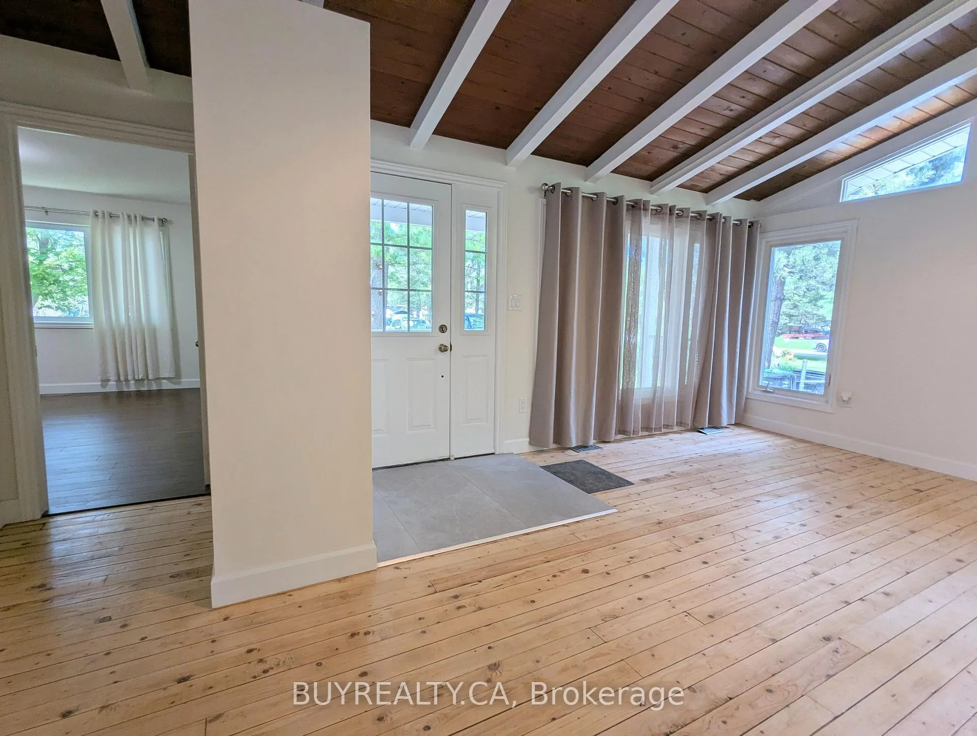 Photo 9 of 865 Blackwoods Avenue, Innisfil, Alcona — HOMEH