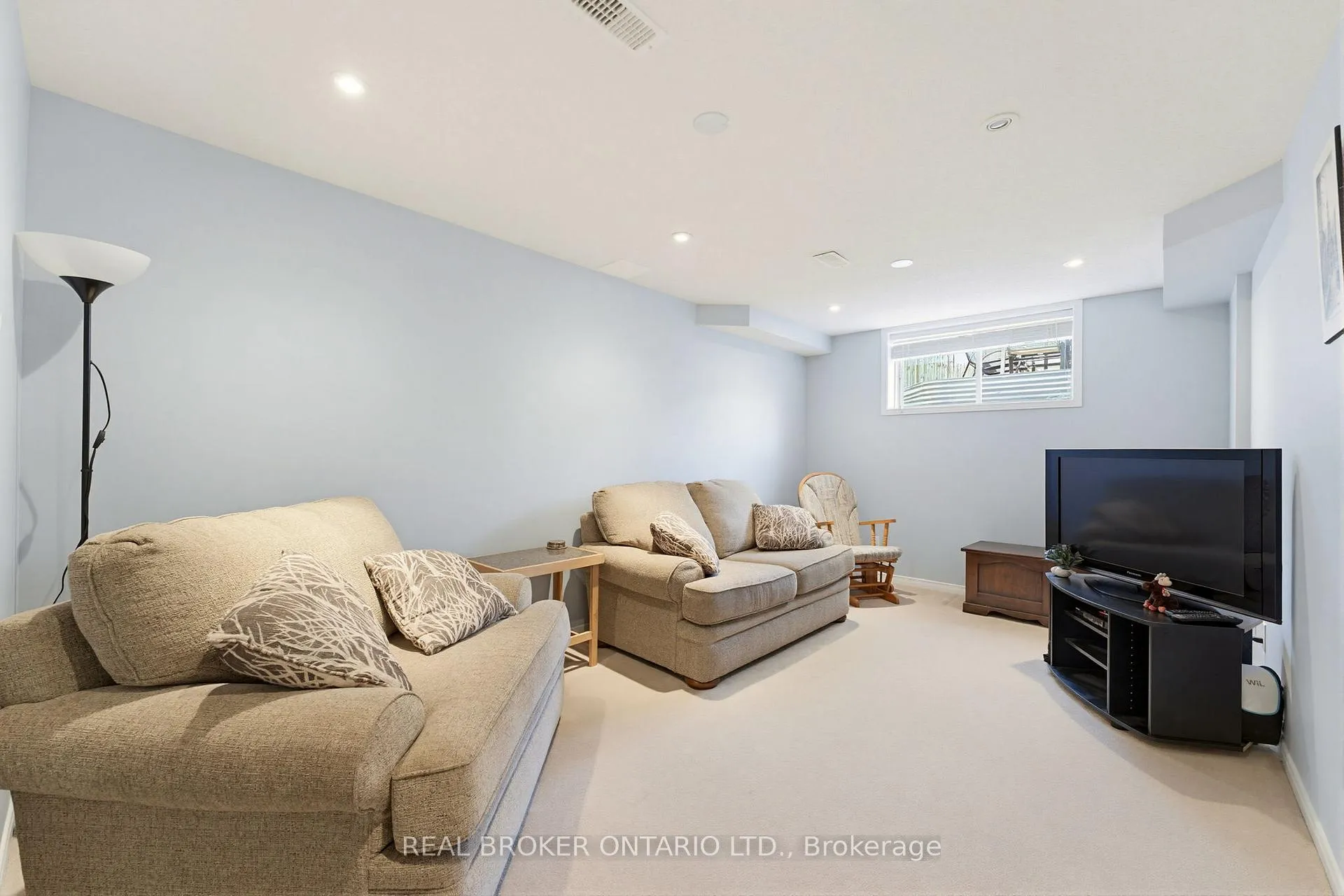Photo 22 of 220 Opus Street, Ottawa, Kanata - Emerald Meadows/Trailwest — HOMEH