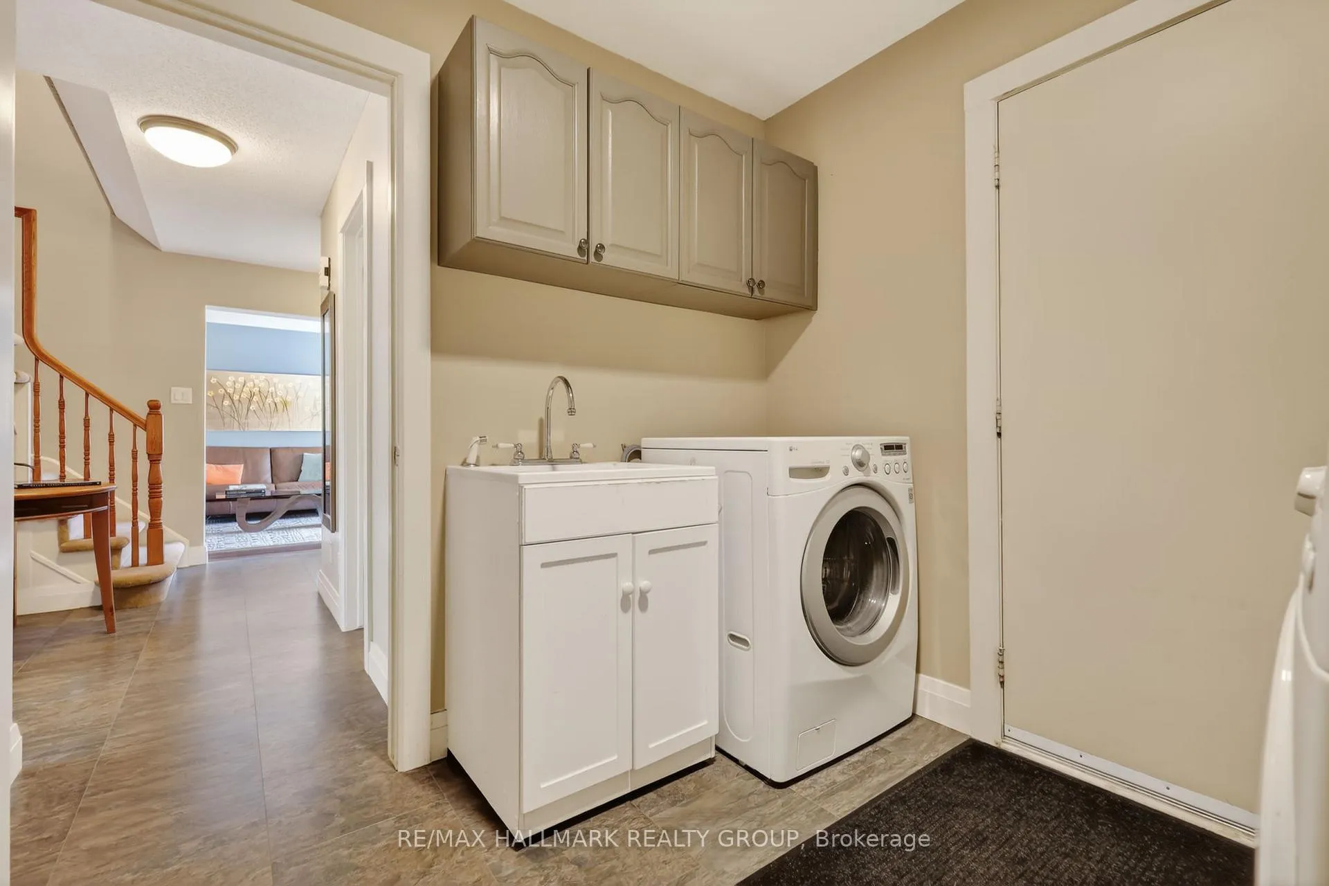Photo 21 of 79 Dossetter Way, Ottawa, Hunt Club Park — HOMEH