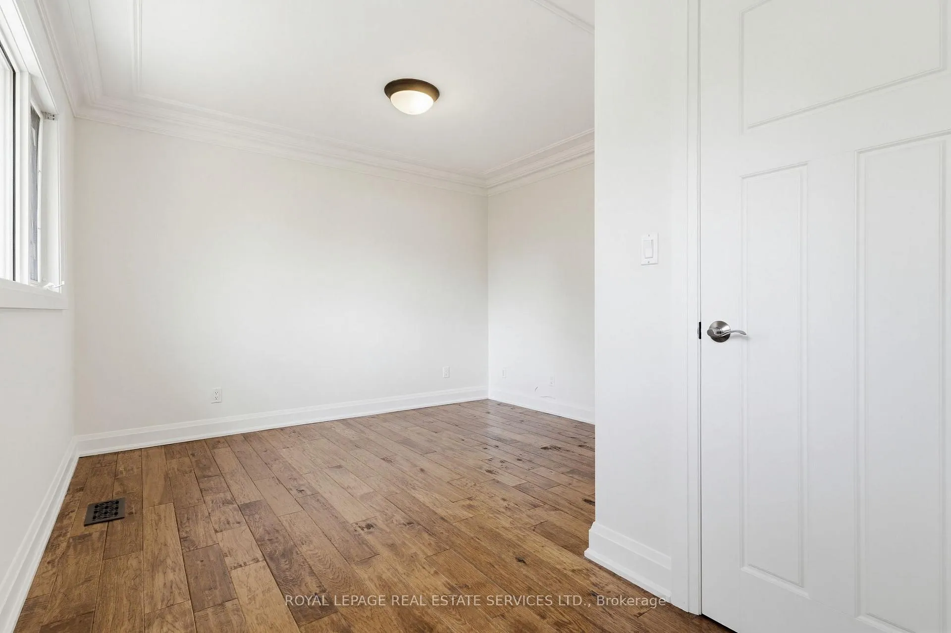Photo 14 of 652 Hillcrest Drive, Burlington, Brant — HOMEH