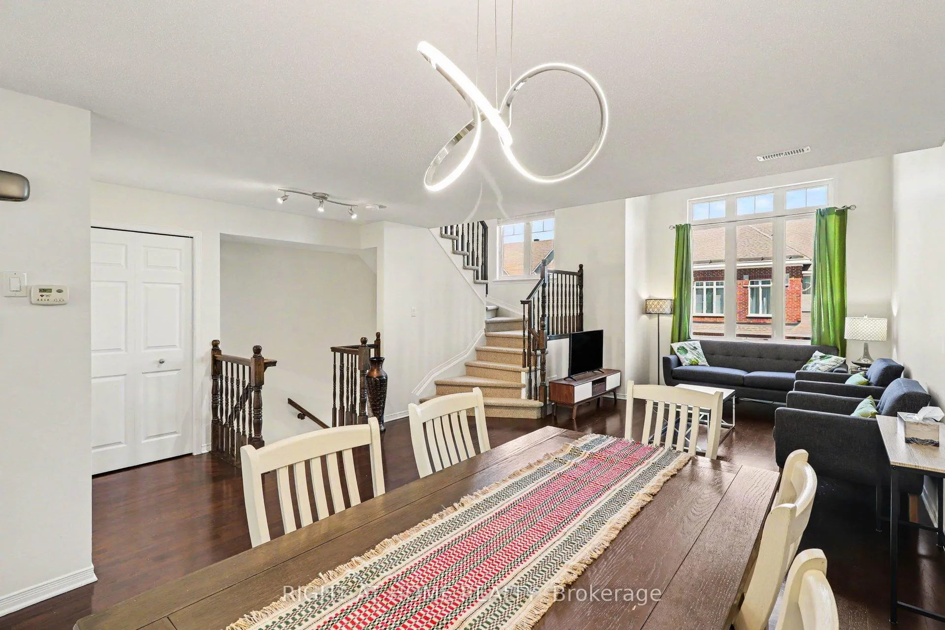 Photo 14 of Unit 7, 572 Reardon Private, Ottawa, Heron Gate/Industrial Park — HOMEH