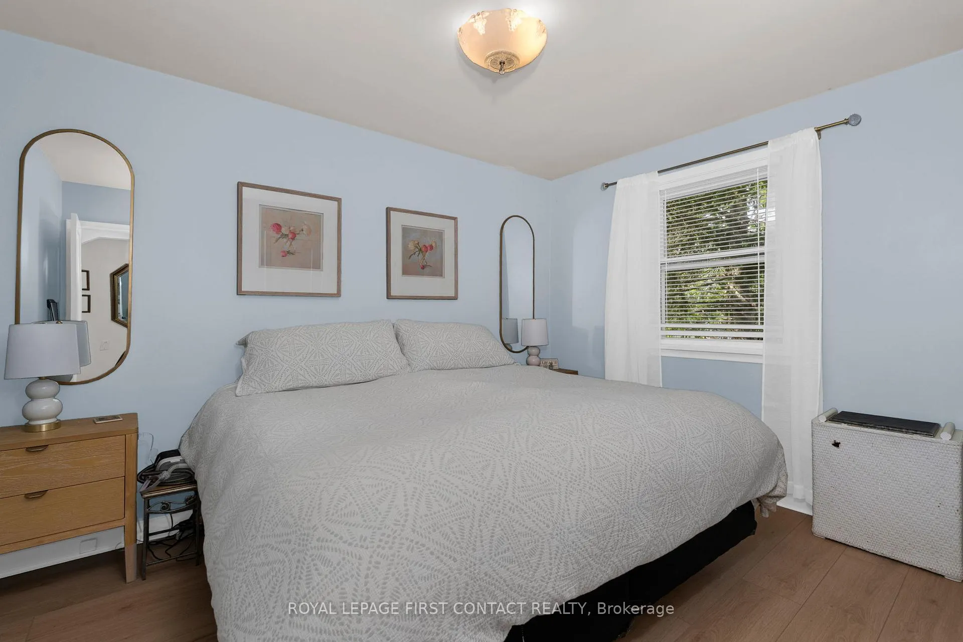 Photo 19 of 20 Newton Street, Barrie, Wellington — HOMEH