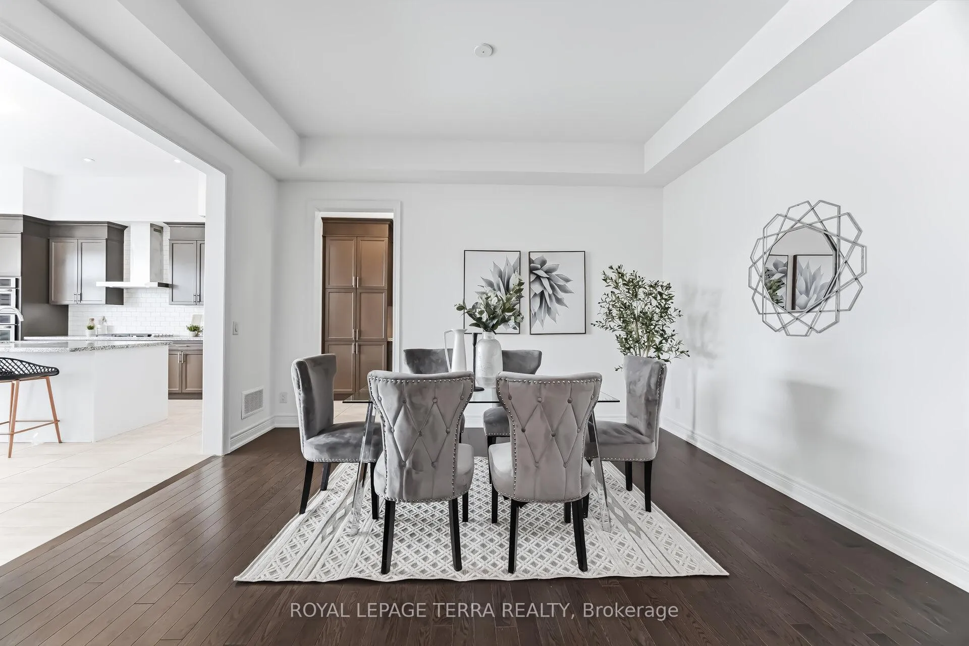 Photo 7 of 11 Lockton Street, Whitby, Williamsburg — HOMEH