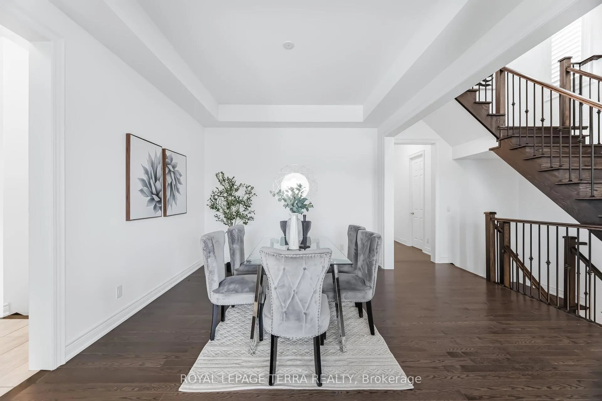 Photo 8 of 11 Lockton Street, Whitby, Williamsburg — HOMEH