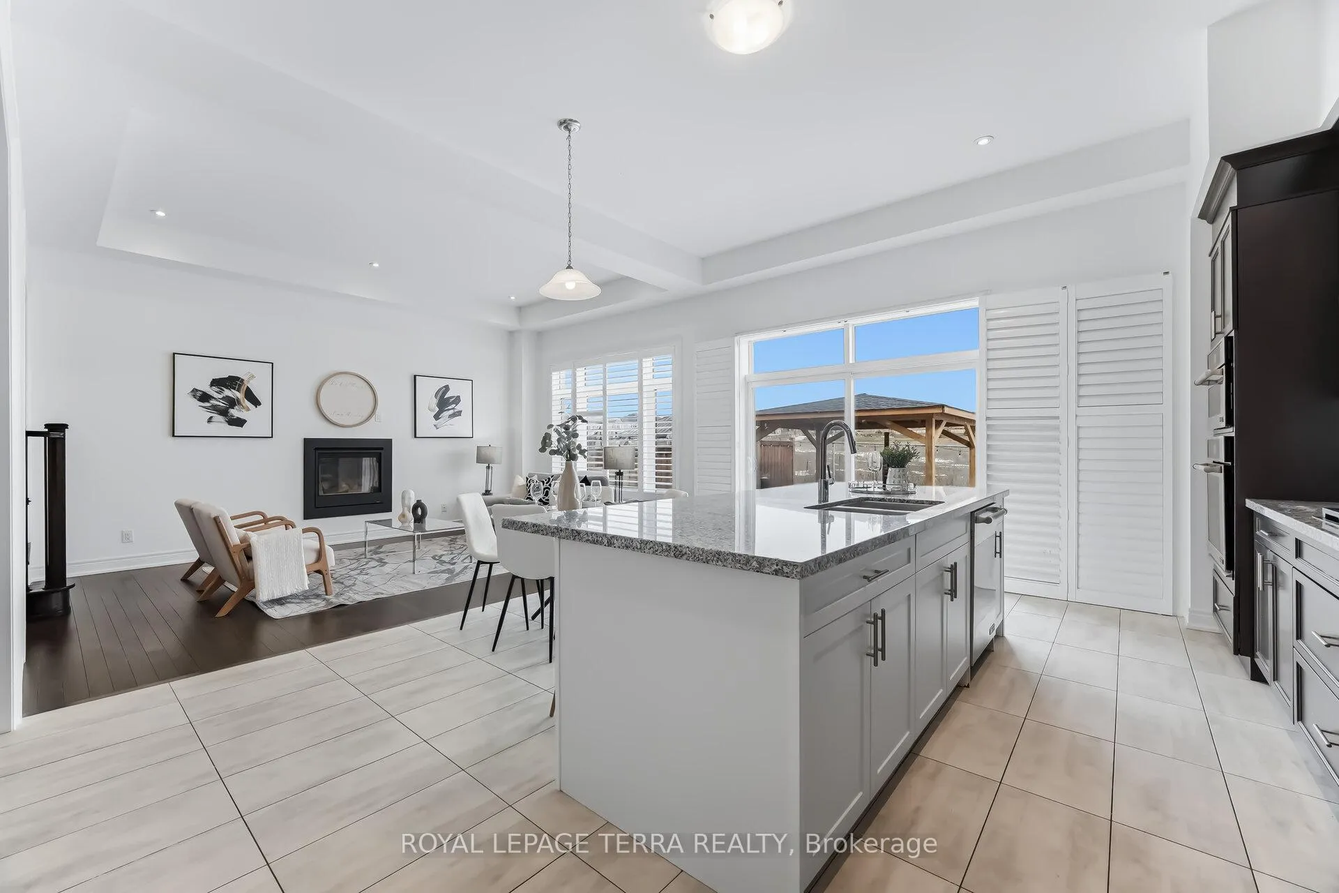 Photo 10 of 11 Lockton Street, Whitby, Williamsburg — HOMEH