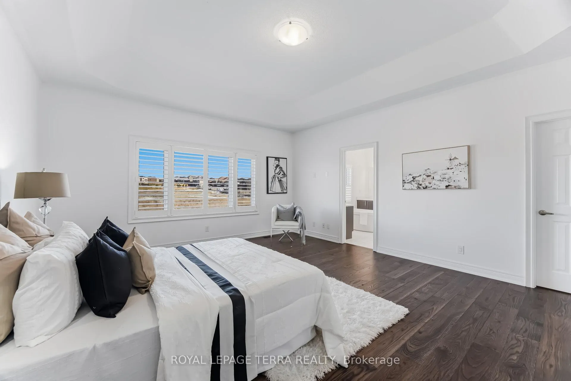 Photo 26 of 11 Lockton Street, Whitby, Williamsburg — HOMEH