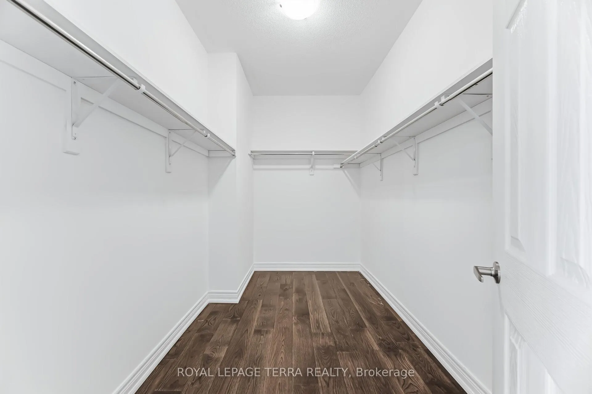 Photo 30 of 11 Lockton Street, Whitby, Williamsburg — HOMEH