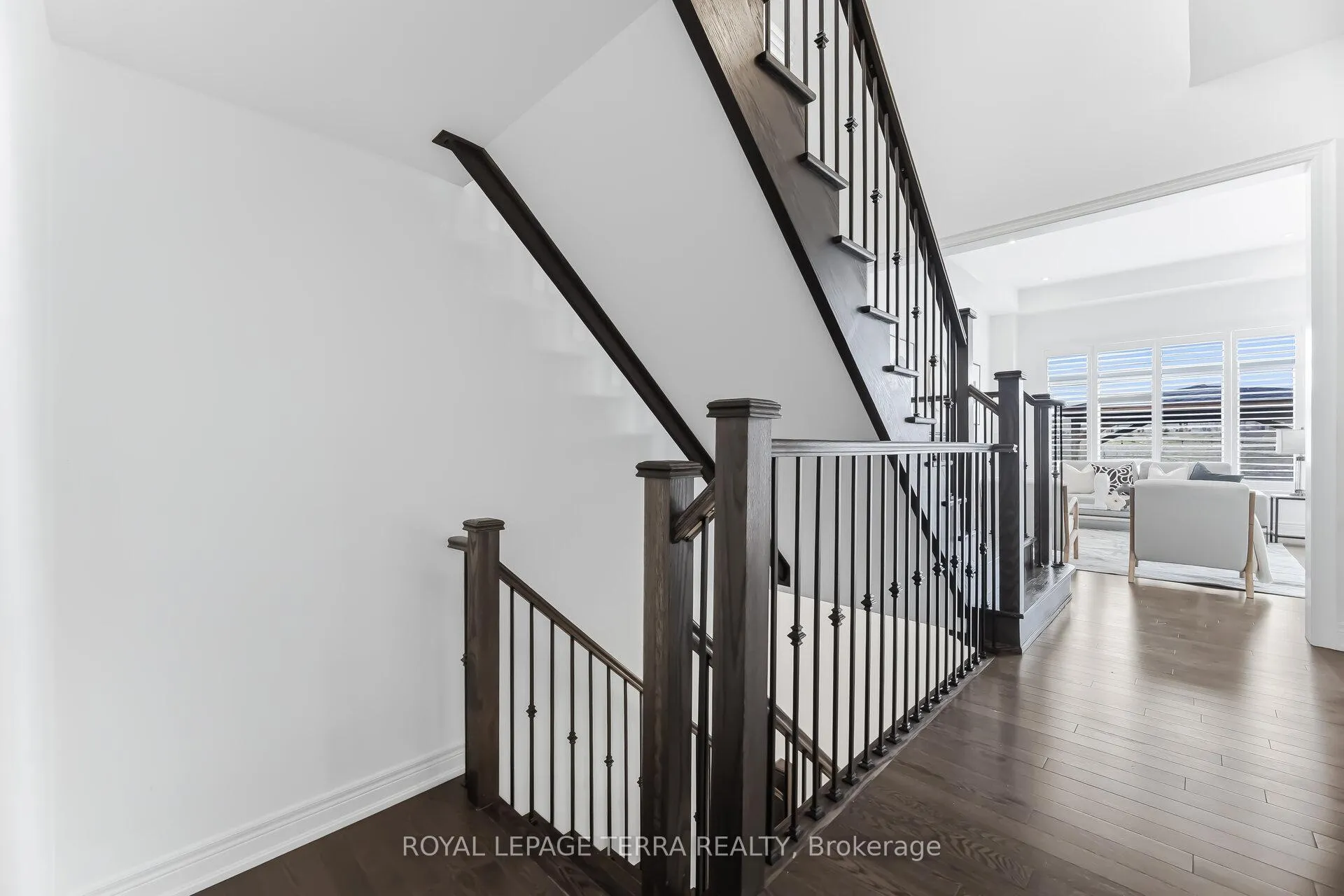 Photo 42 of 11 Lockton Street, Whitby, Williamsburg — HOMEH