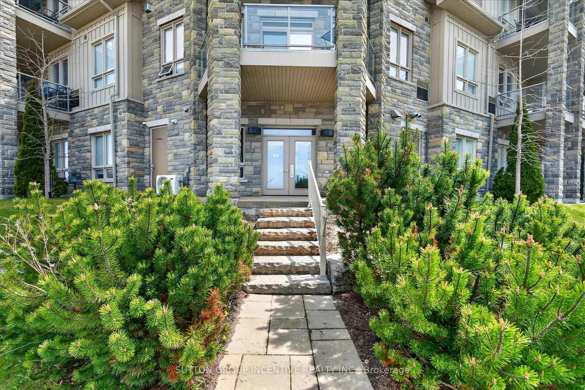 Photo 2 of Unit 209, 764 River Road E, Wasaga Beach — HOMEH