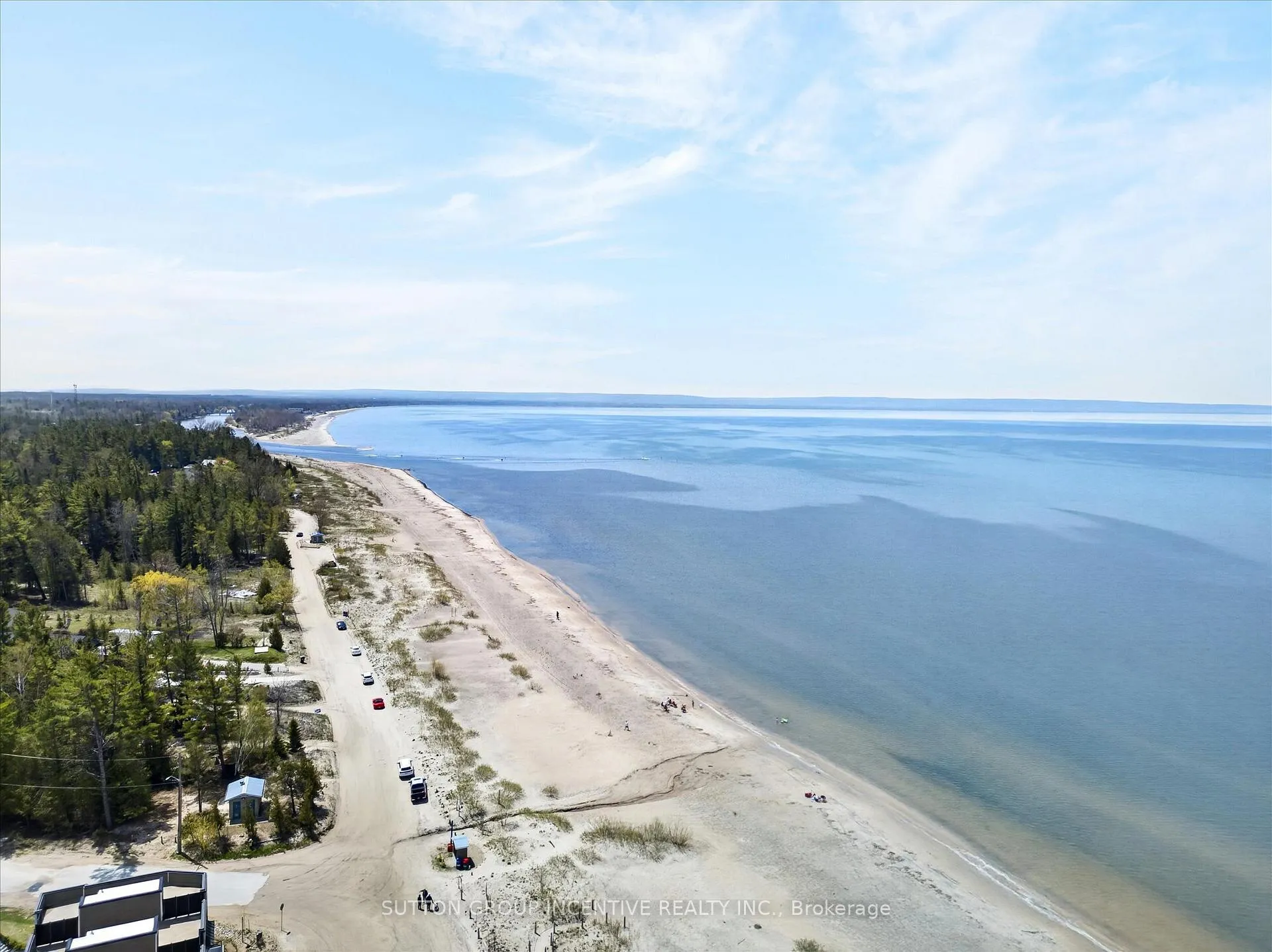 Photo 4 of Unit 209, 764 River Road E, Wasaga Beach — HOMEH