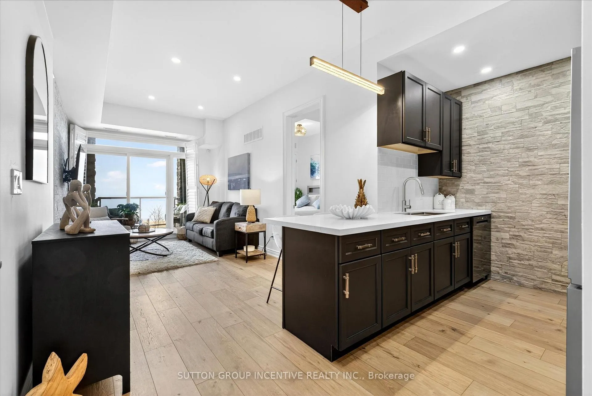 Photo 7 of Unit 209, 764 River Road E, Wasaga Beach — HOMEH