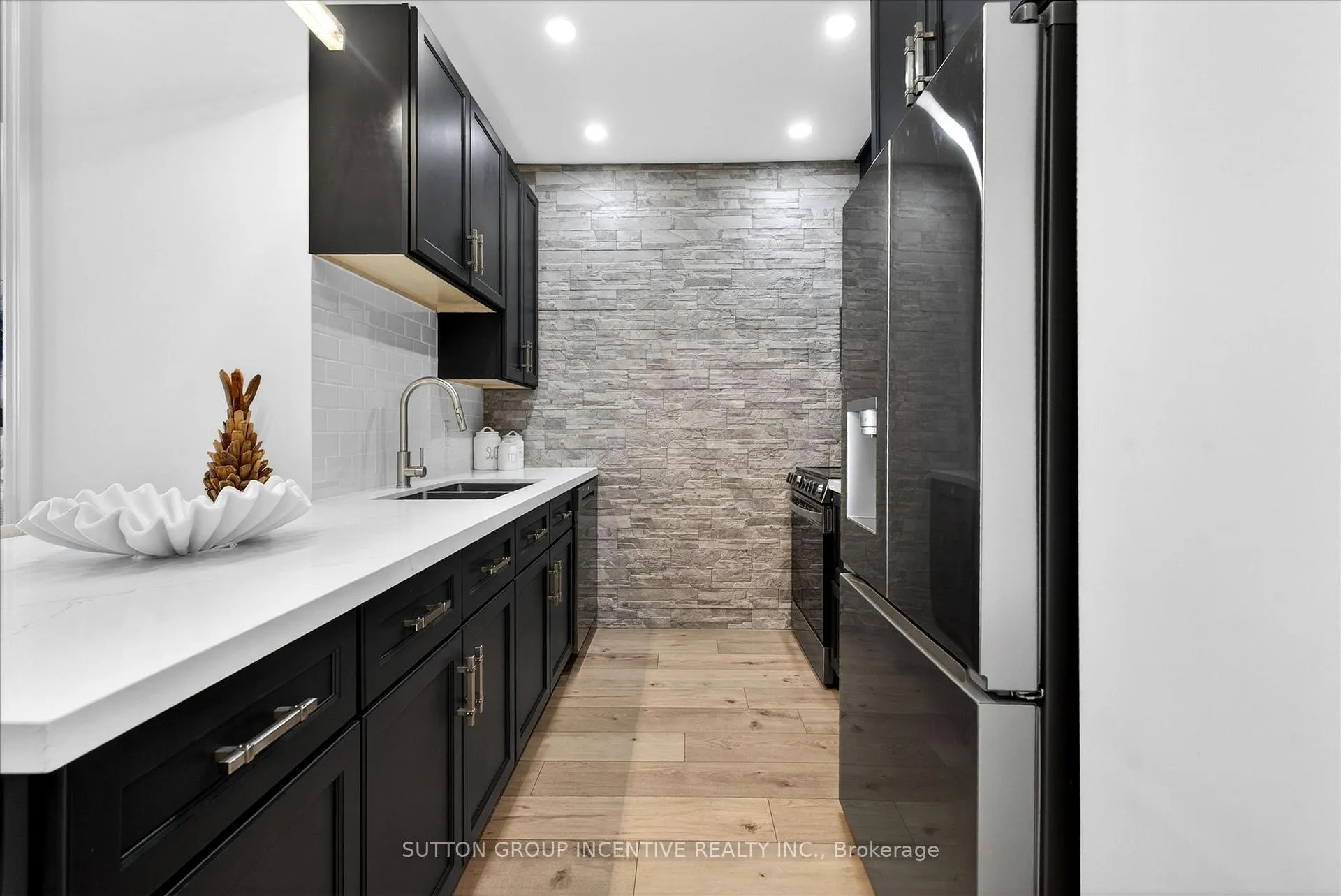 Photo 8 of Unit 209, 764 River Road E, Wasaga Beach — HOMEH