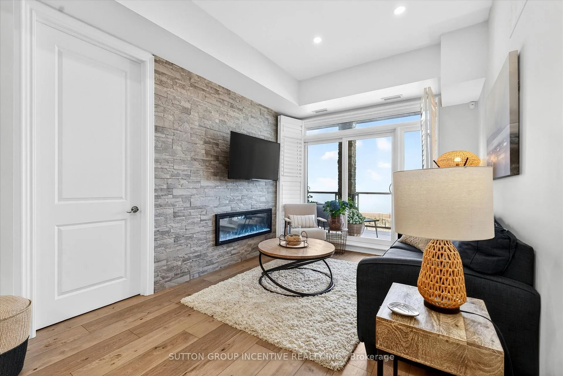 Photo 11 of Unit 209, 764 River Road E, Wasaga Beach — HOMEH