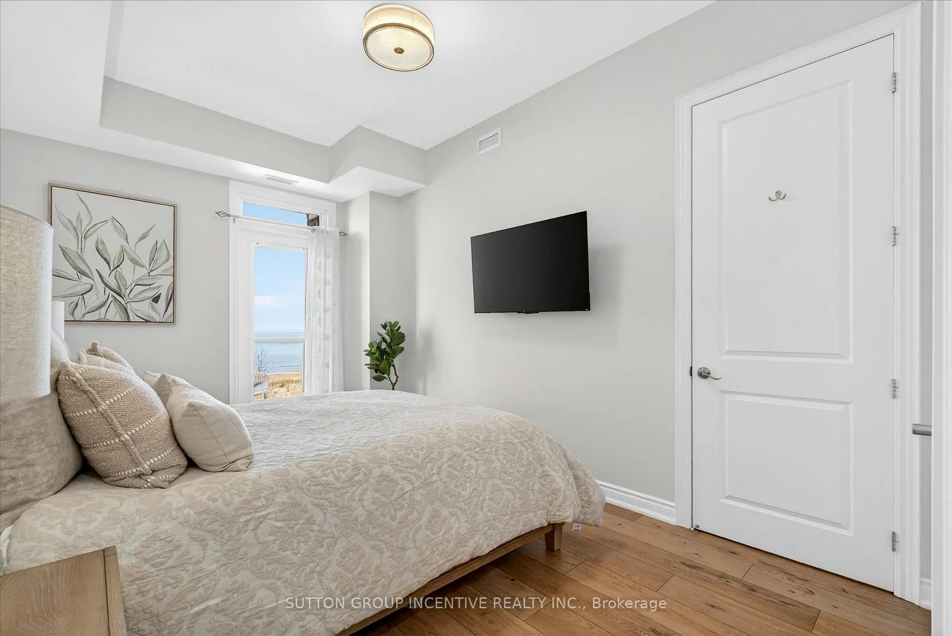 Photo 15 of Unit 209, 764 River Road E, Wasaga Beach — HOMEH